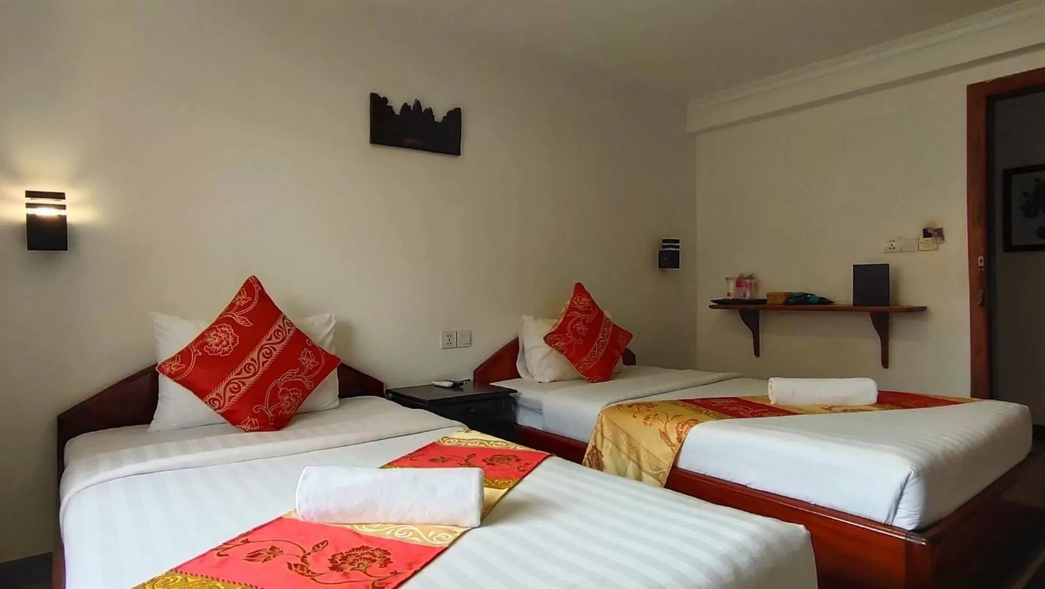 Bedroom, Bed in La Villa du Bonheur