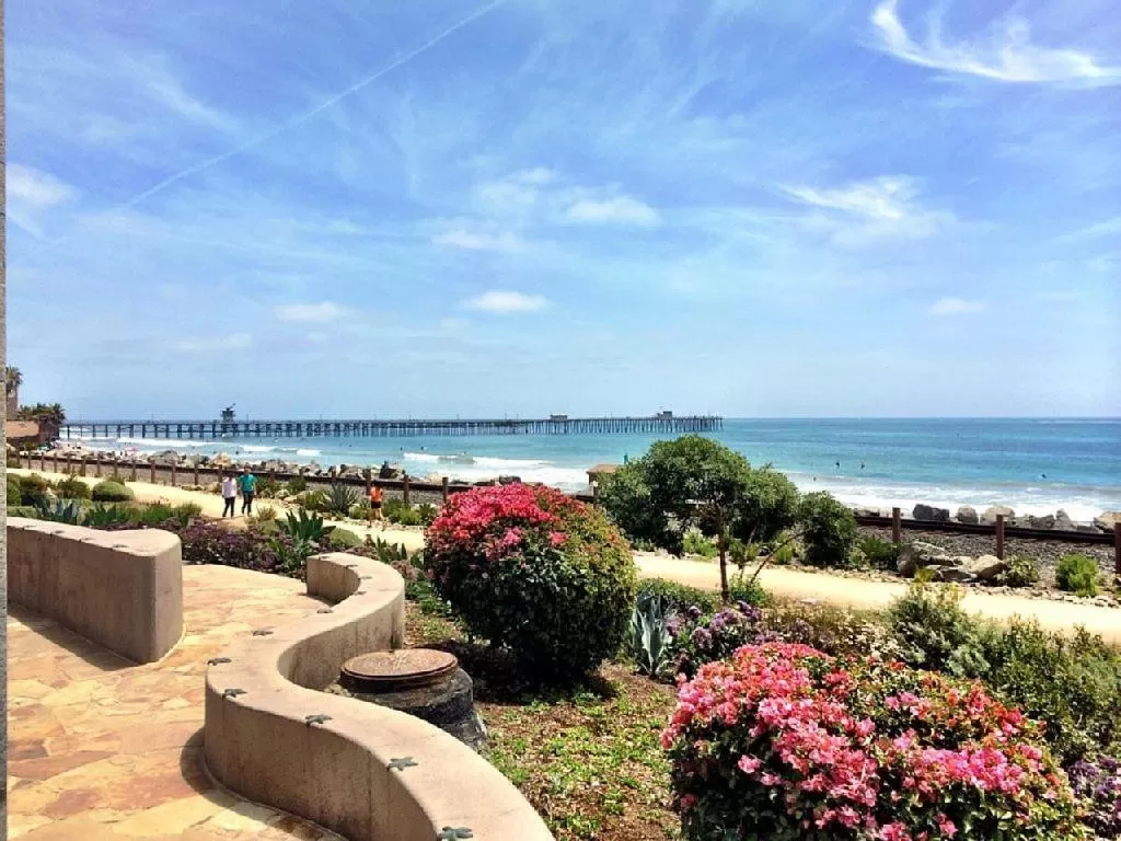 Day in Americas Best Value Inn San Clemente Beach