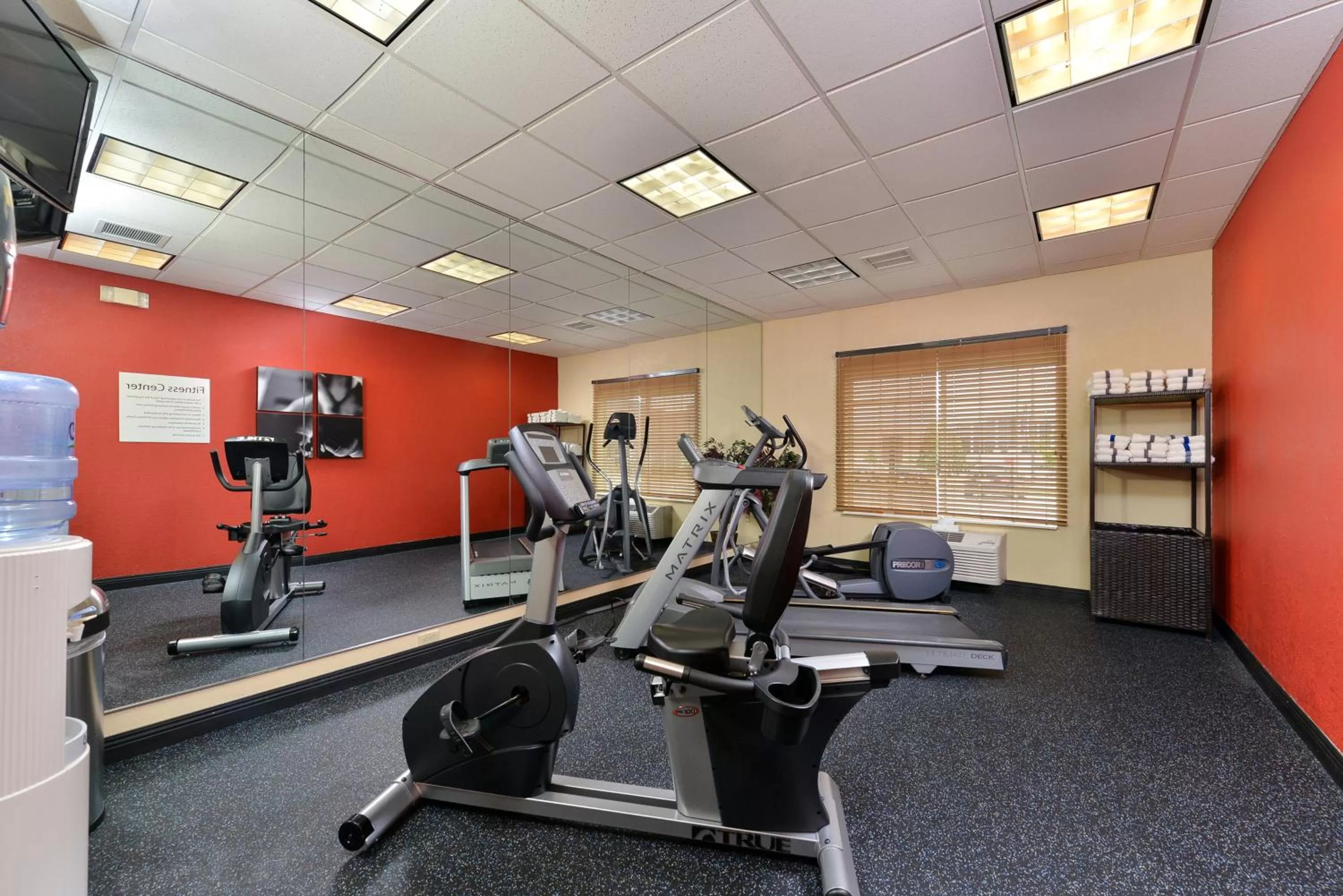 Spa and wellness centre/facilities in Holiday Inn Express St. Paul South - Inver Grove Heights by IHG