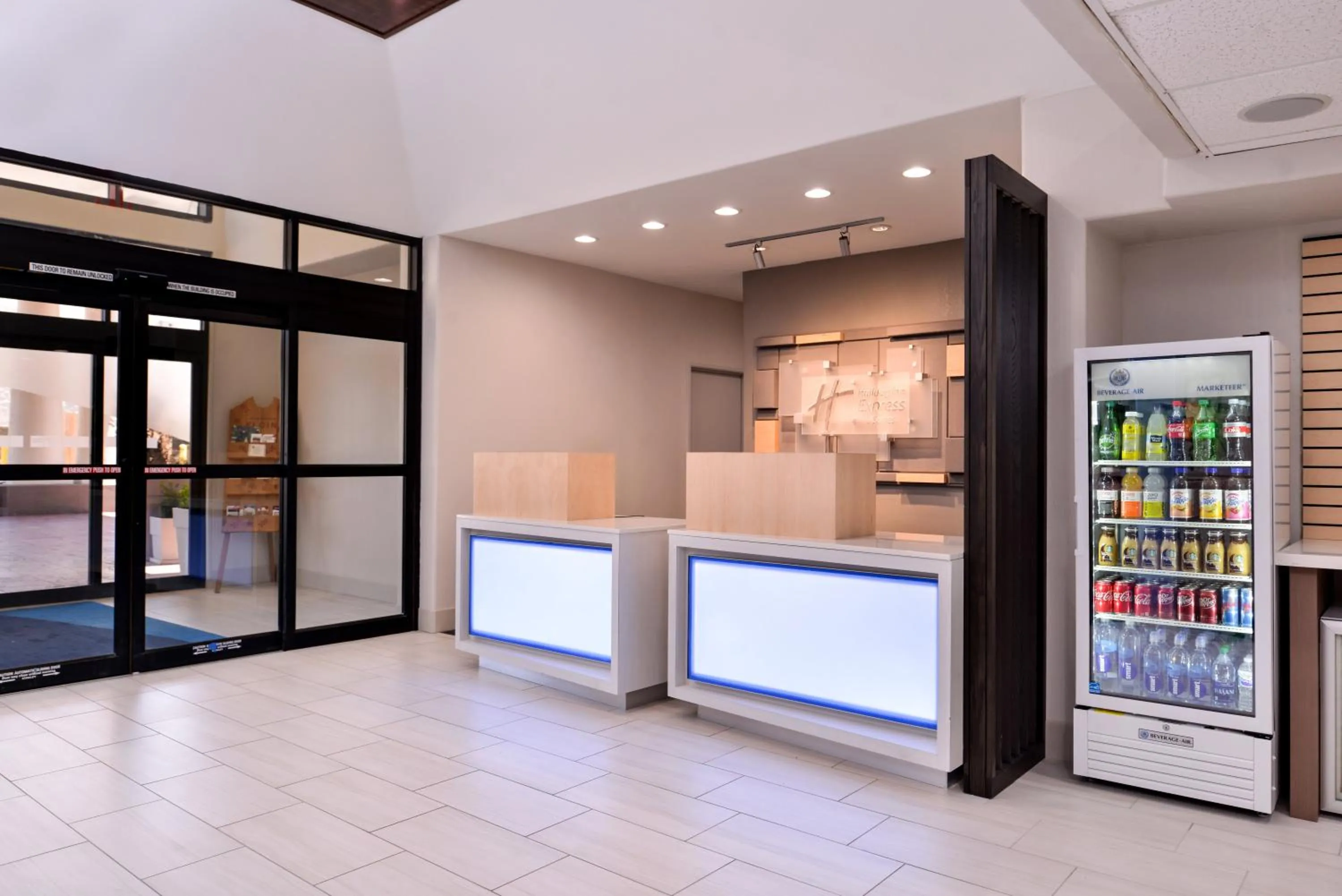 Property building in Holiday Inn Express Hotel & Suites Elgin by IHG