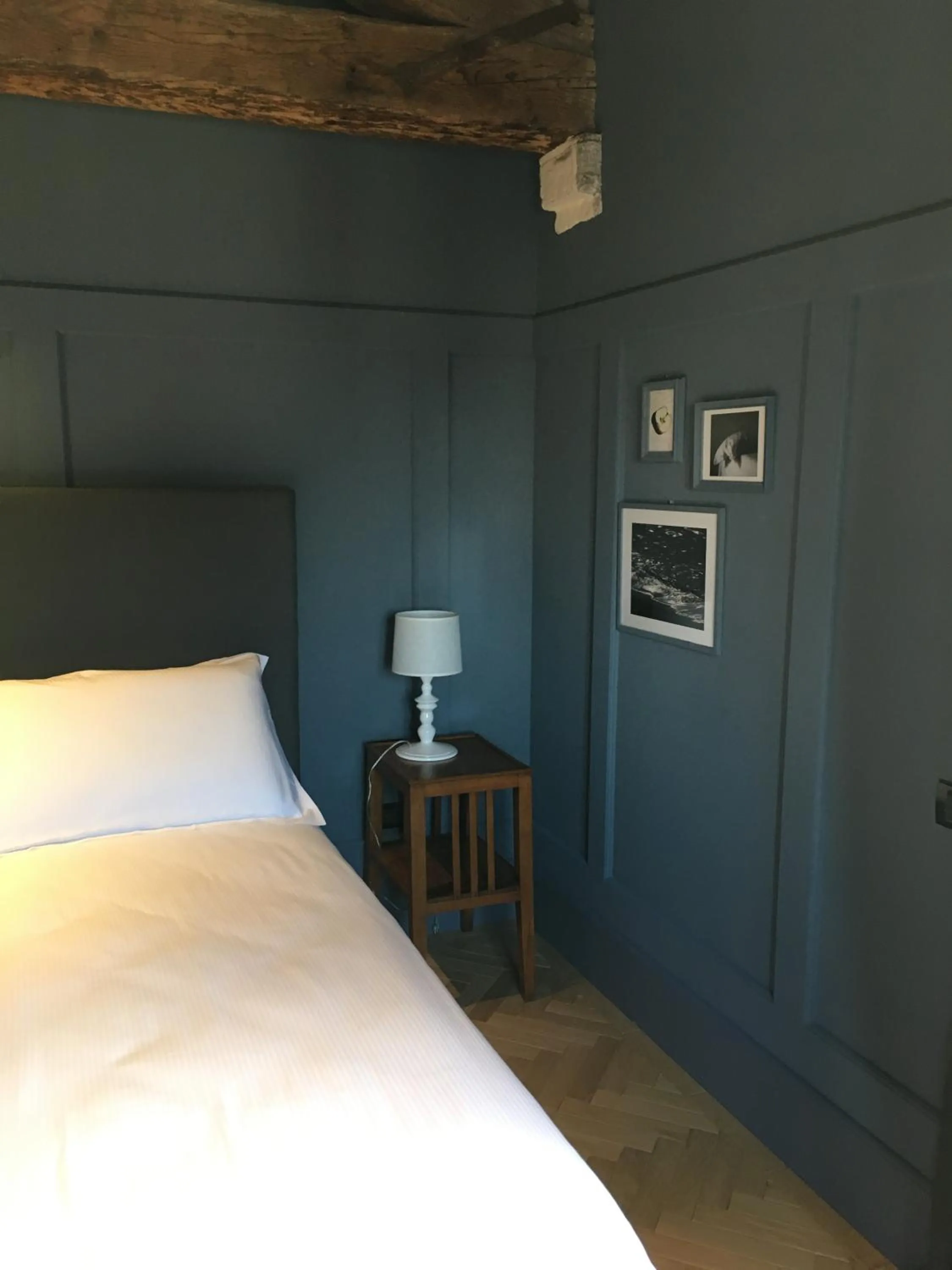 Decorative detail, Bed in Hotel 5 Colonne