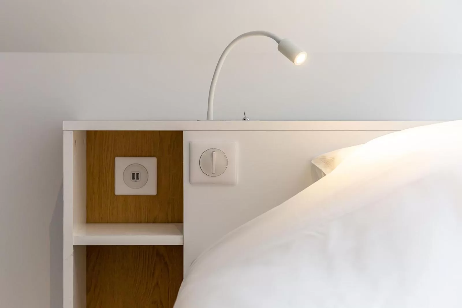 Bed in HARAS DE BARRY