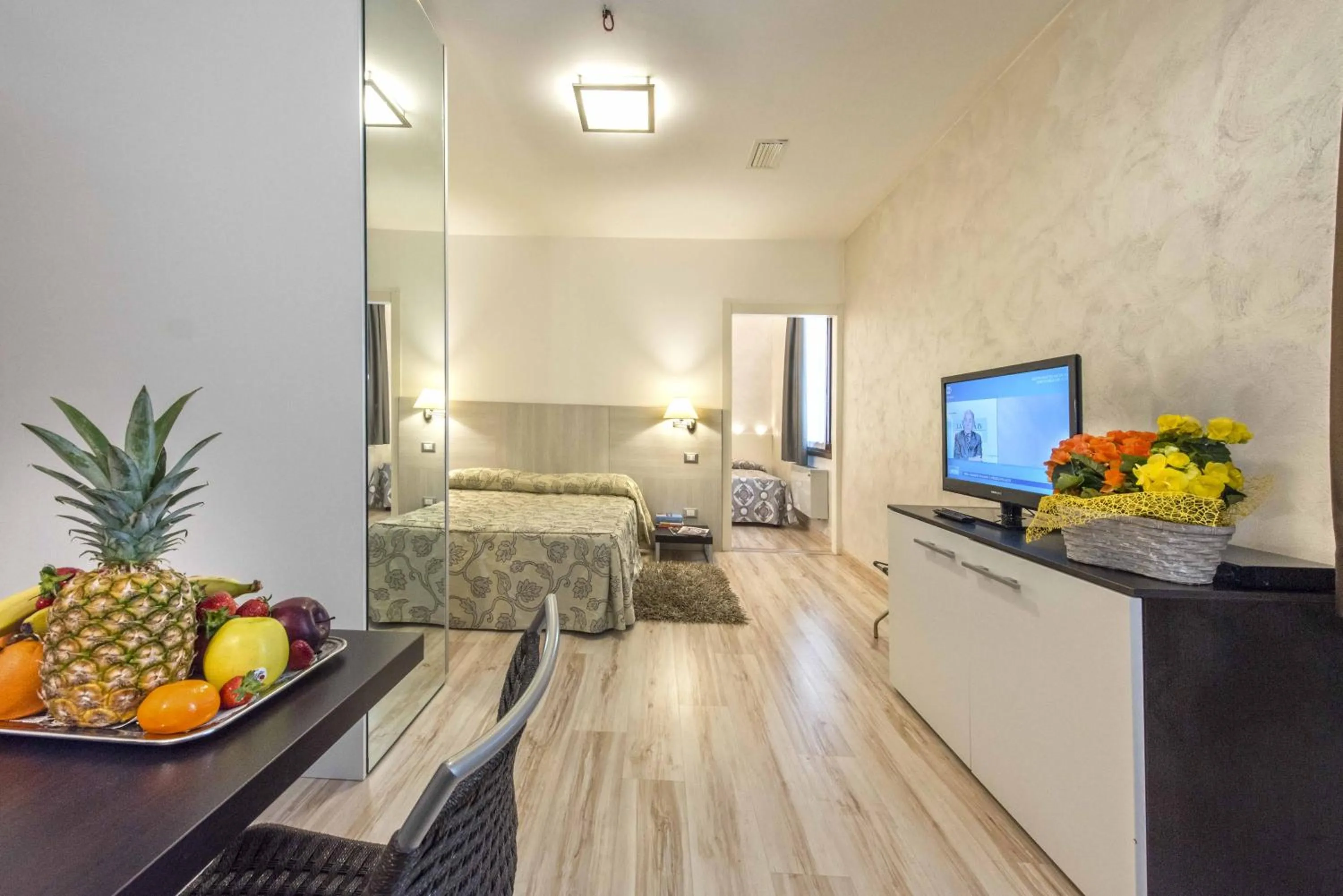 Bedroom, Bed in Hotel Vivit ***S