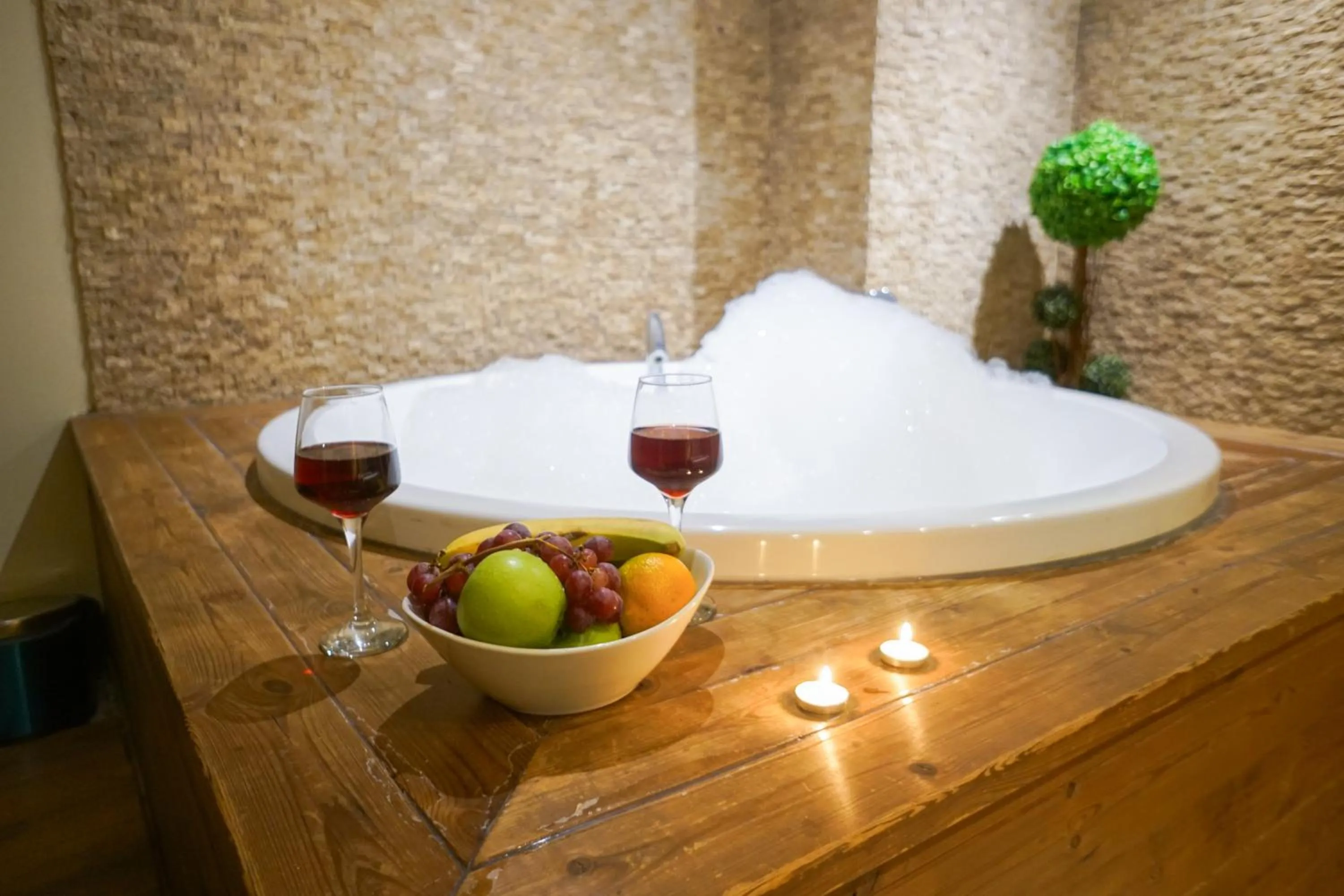 Hot Tub in Triada Hotel Taksim - Special Category