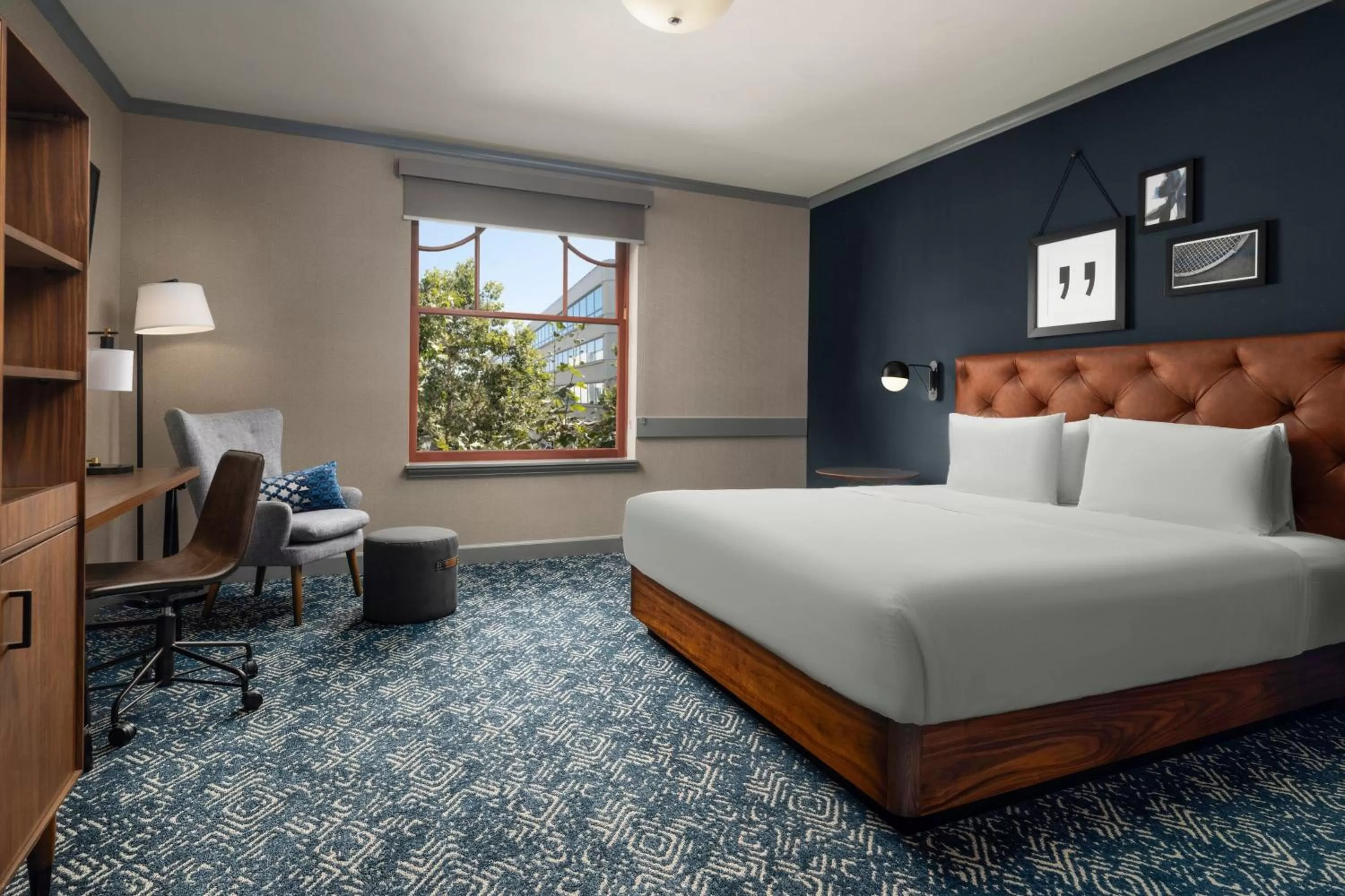 Photo of the whole room, Bed in Four Points by Sheraton San Jose Downtown