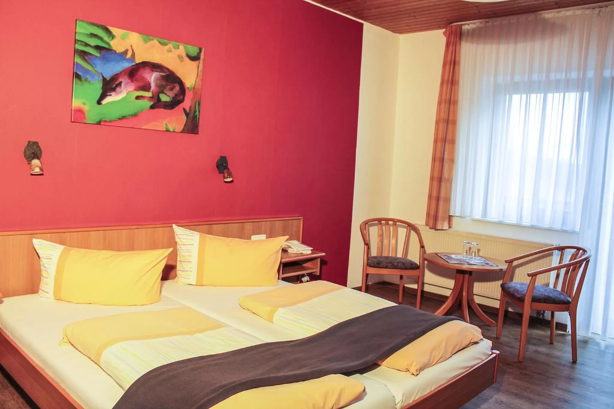 Photo of the whole room, Bed in Hotel Zum Schneekopf "Garni"