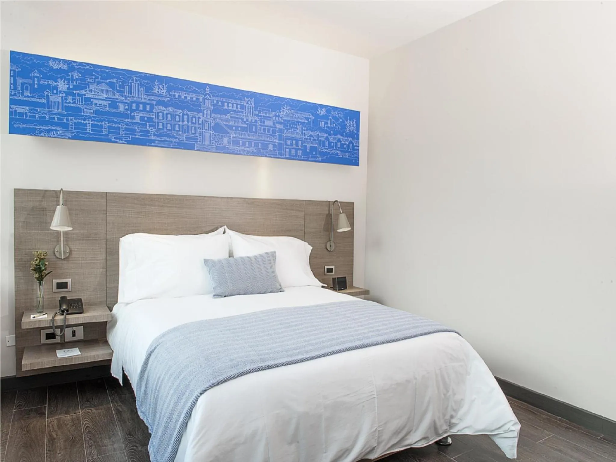 Bedroom, Bed in Hotel bh Usaquén