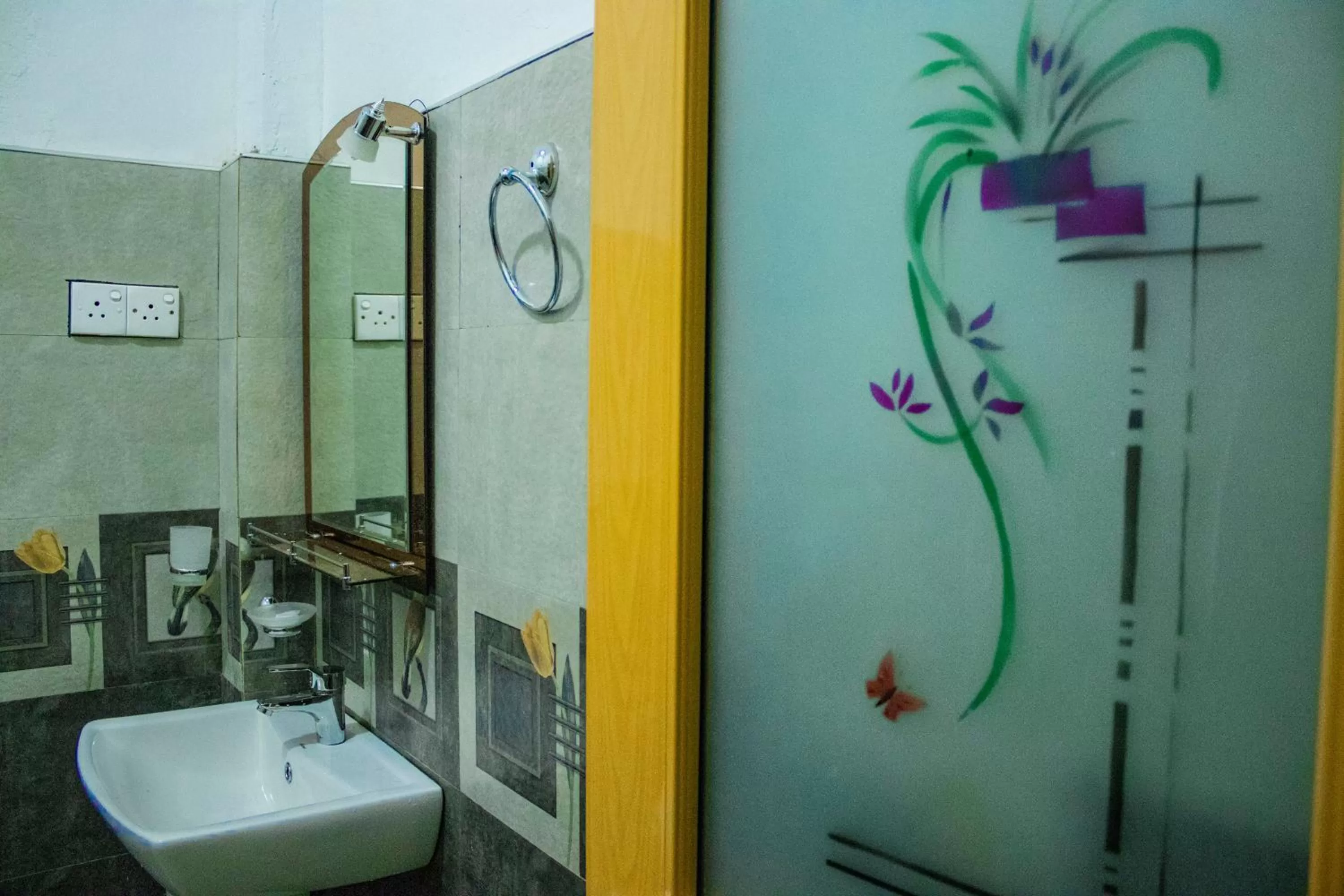 Bathroom in Ornateview Hotel