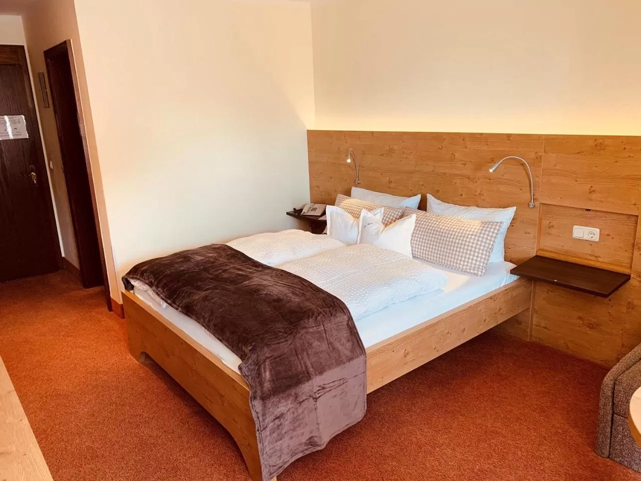 Photo of the whole room, Bed in Isar Hotel