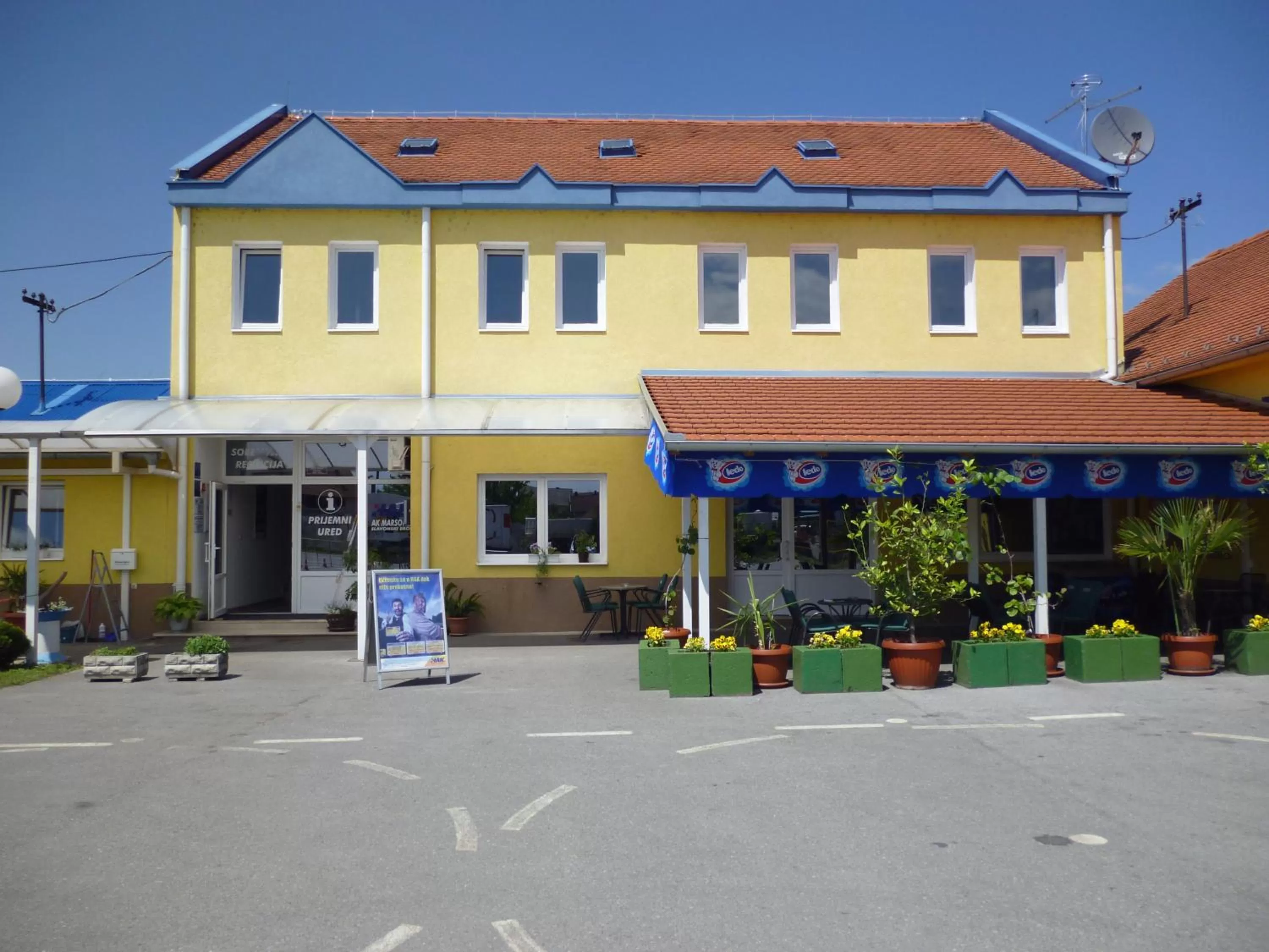 Property Building in Moto klub Brod