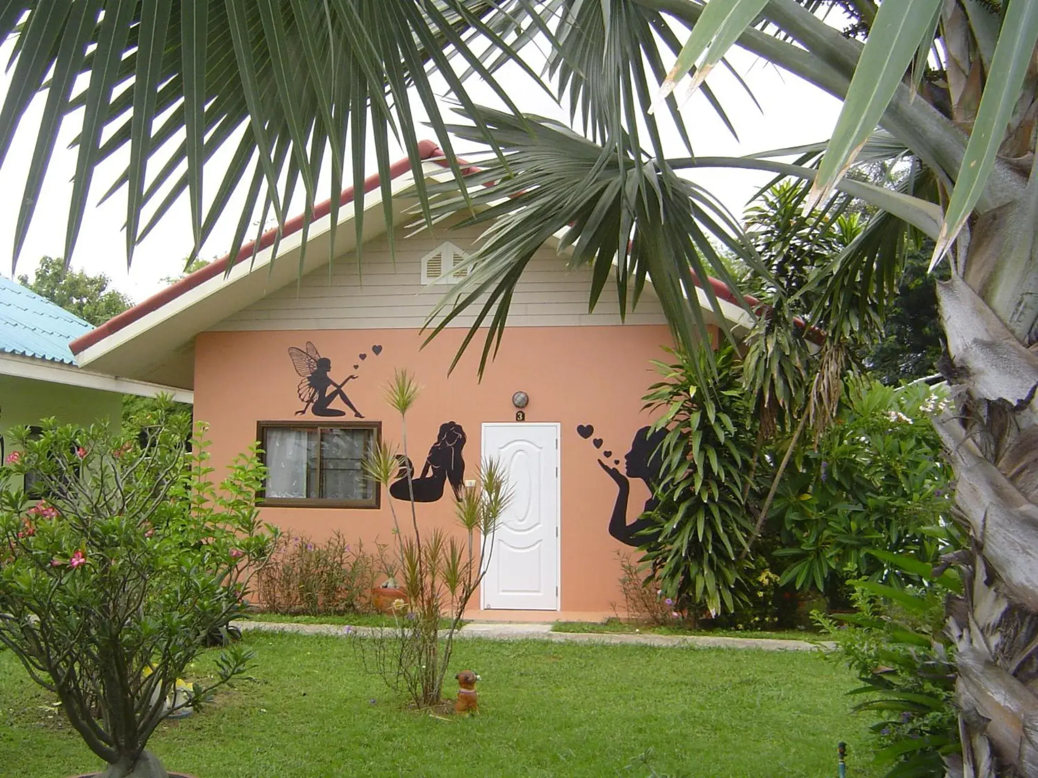 Deluxe Bungalow with Garden View in Mini-golf **** & Resort Ubon Ratchathani Deluxe Bungalow with Garden View in Mini-golf **** & Resort Ubon Ratchathani