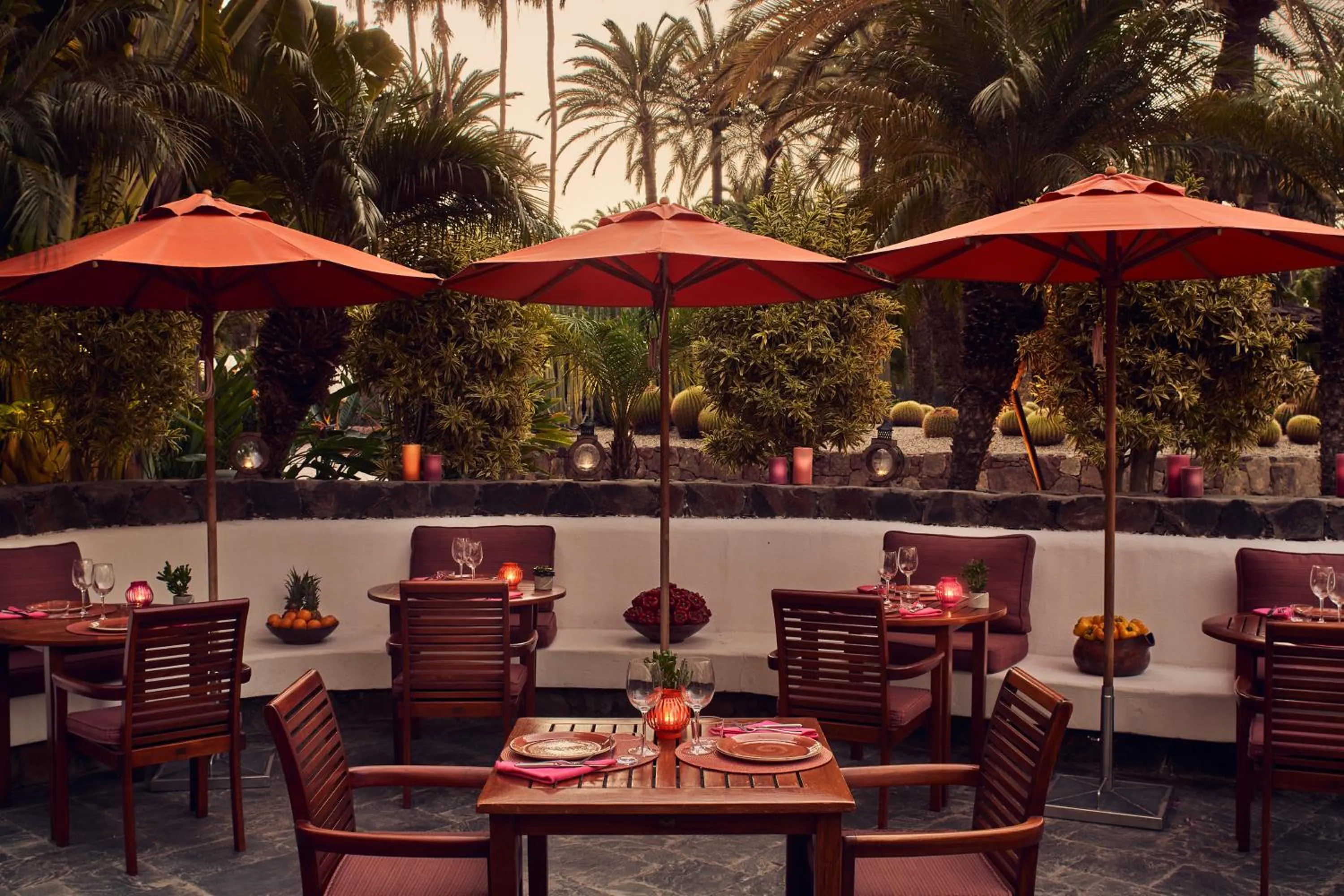 Restaurant/places to eat in Seaside Palm Beach