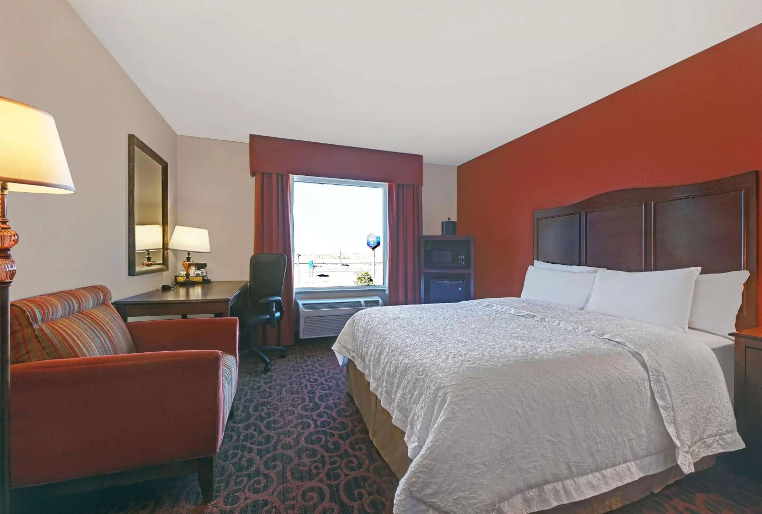 Living room, Bed in Hampton Inn Deming