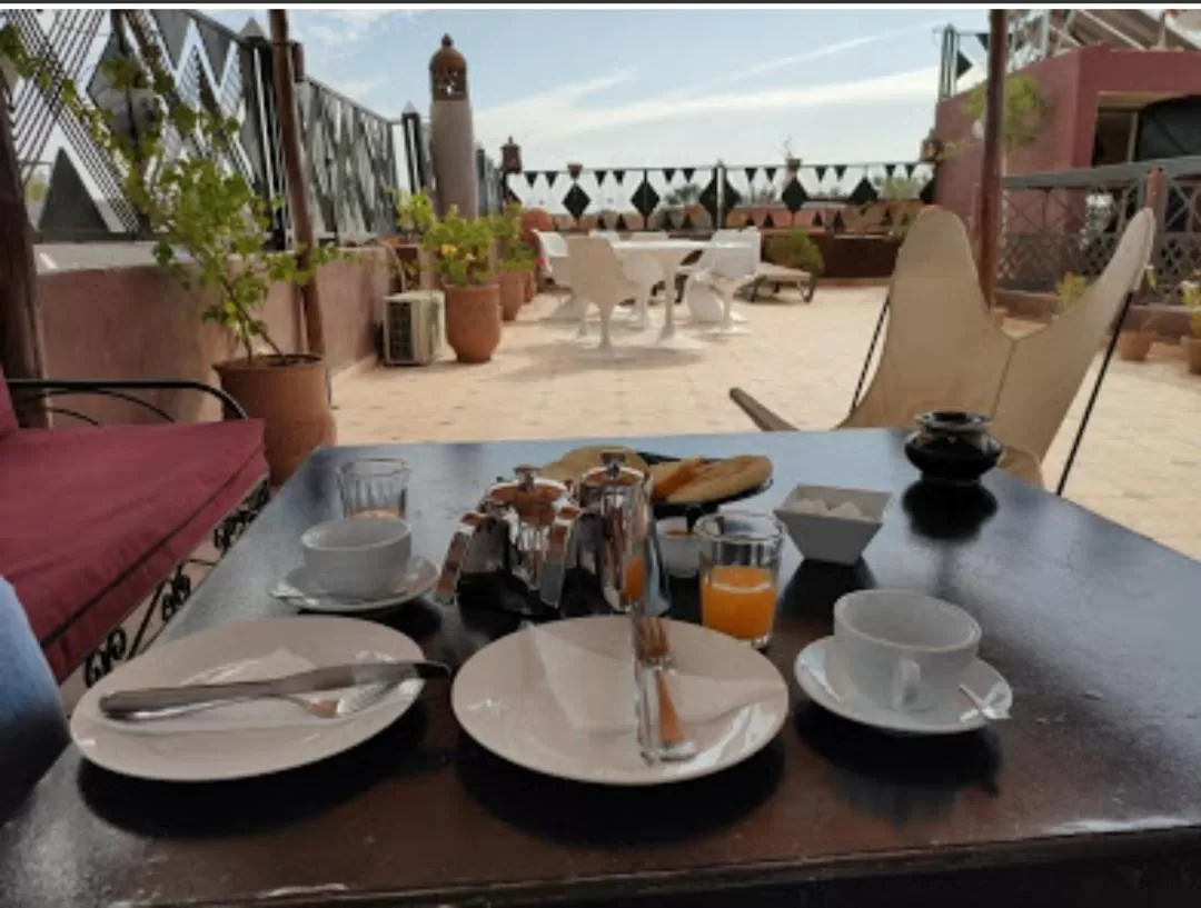 Restaurant/Places to Eat in Riad Salma de Groot