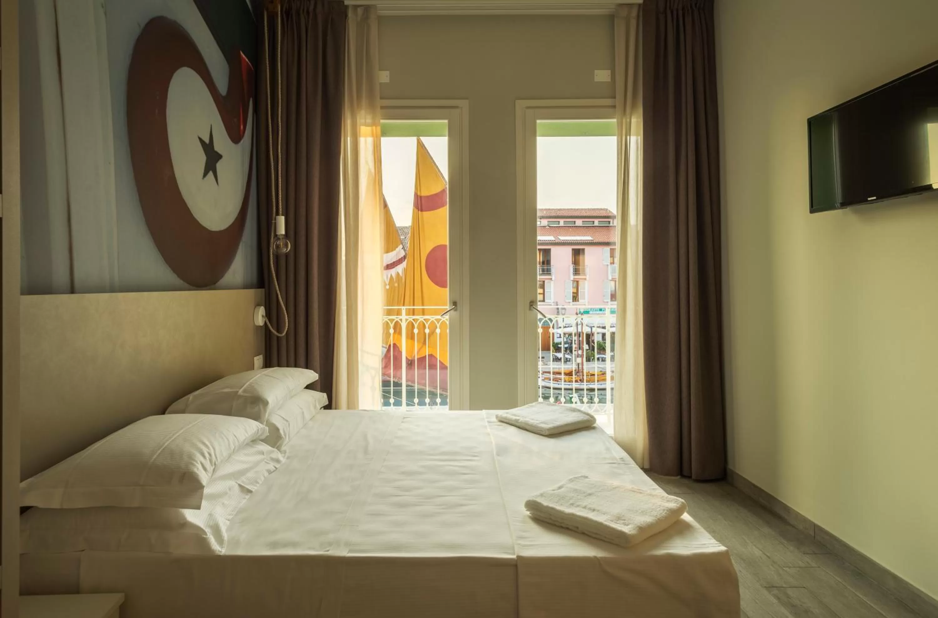 Bed in porto canale b & b