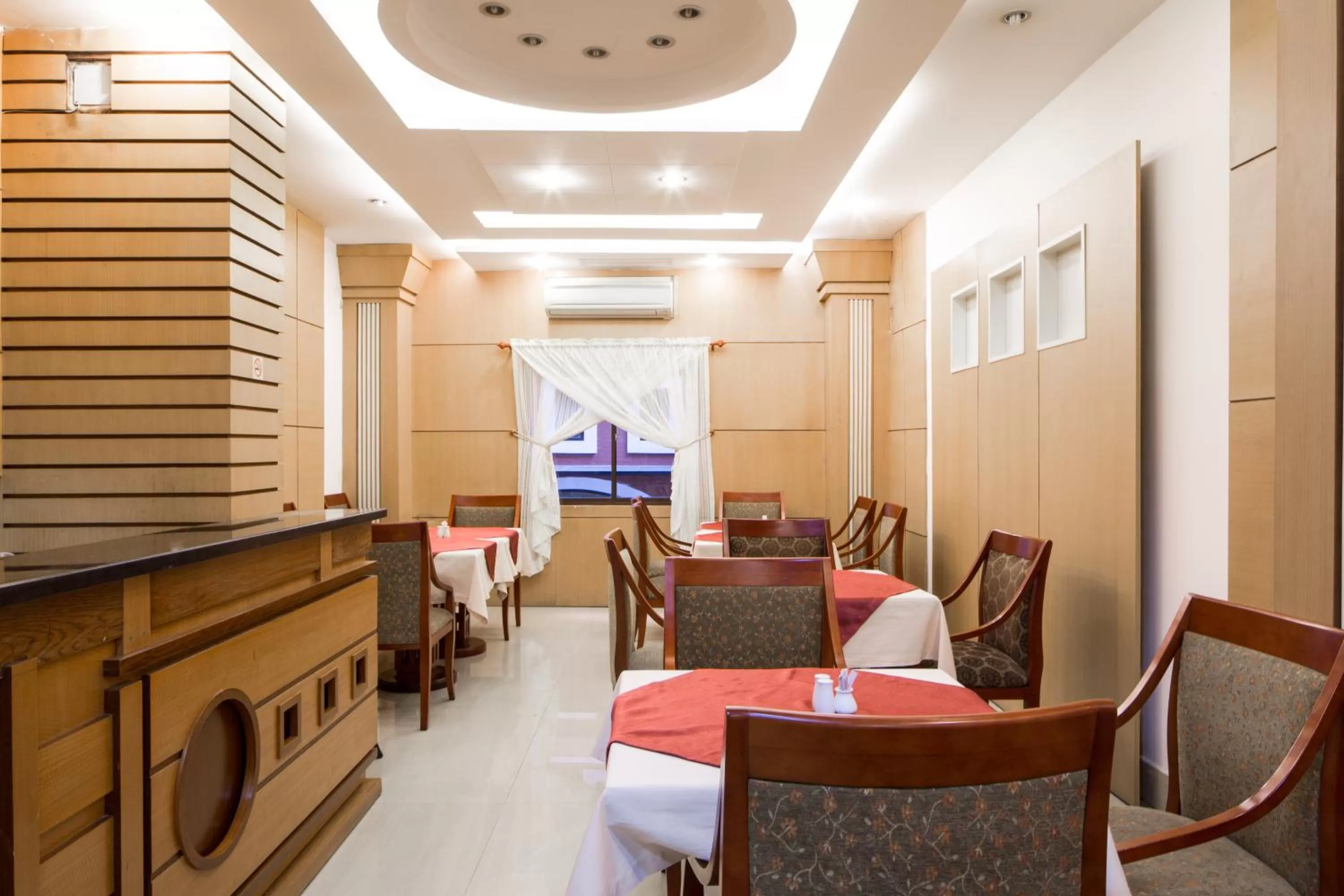 Restaurant/places to eat in Little Brick Saigon Hotel