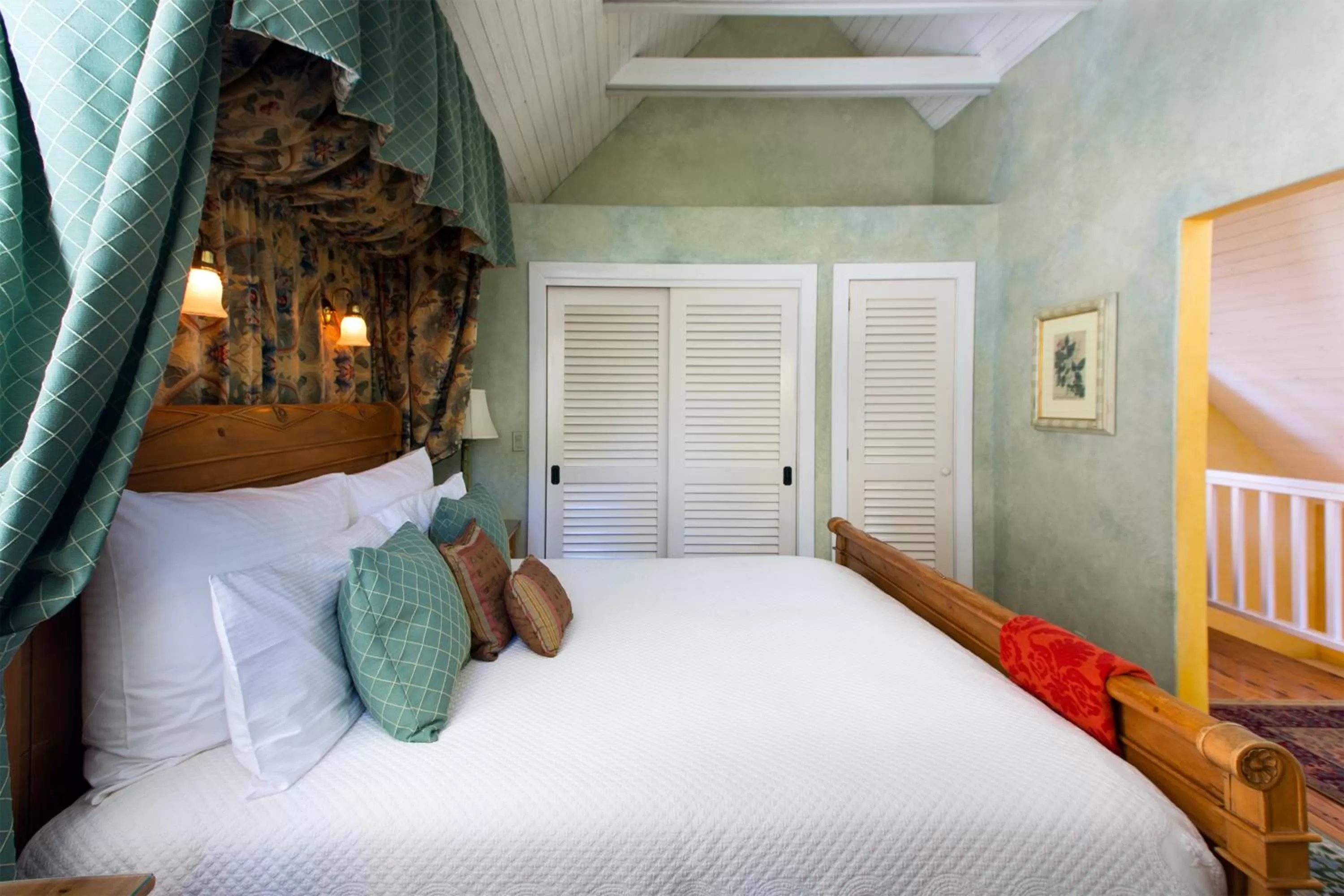 Bedroom in Simpson House Inn