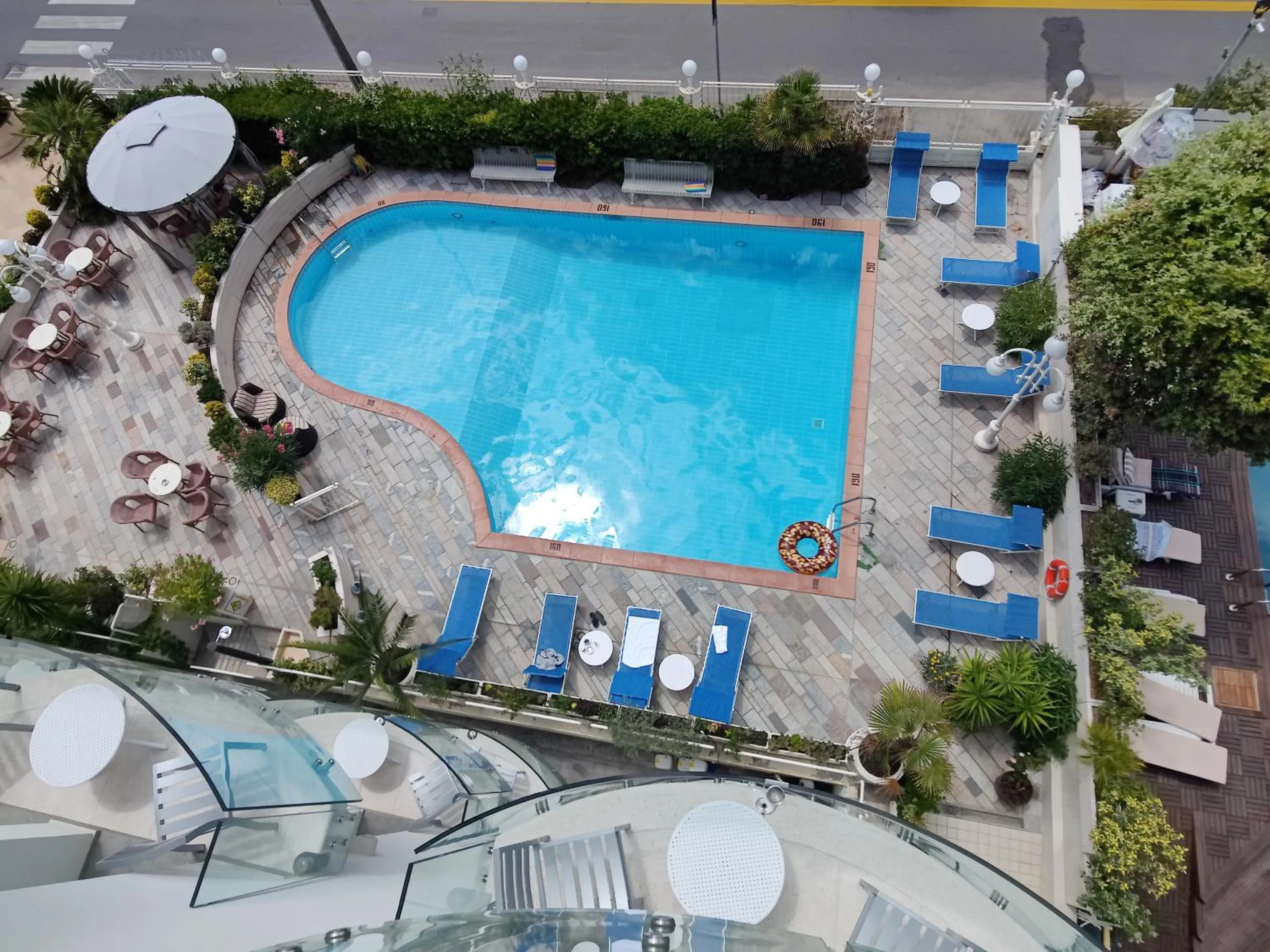 Day in Hotel Ambassador