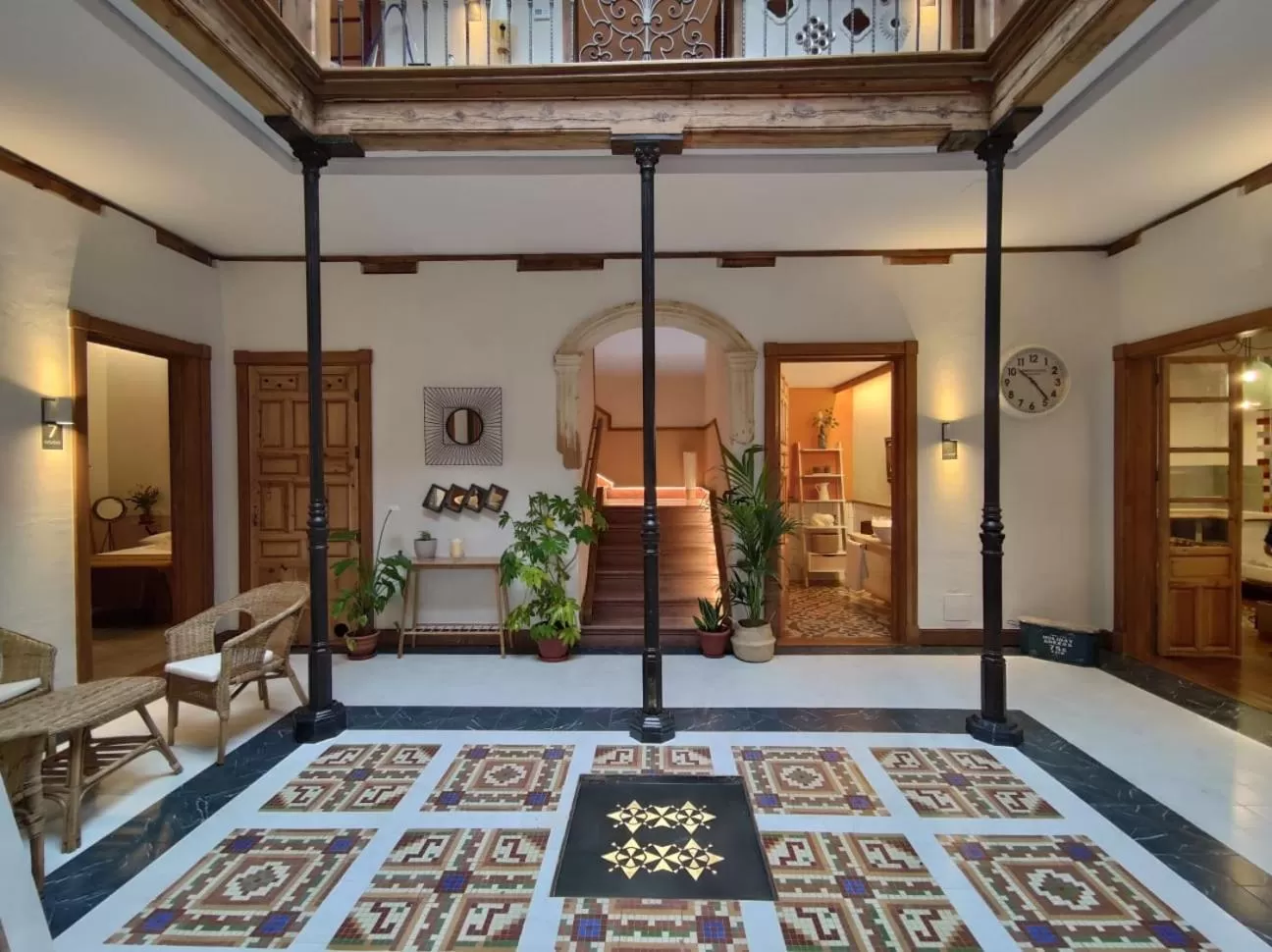 Lobby or reception, Bed in La Casa del Médico Hostería Rural
