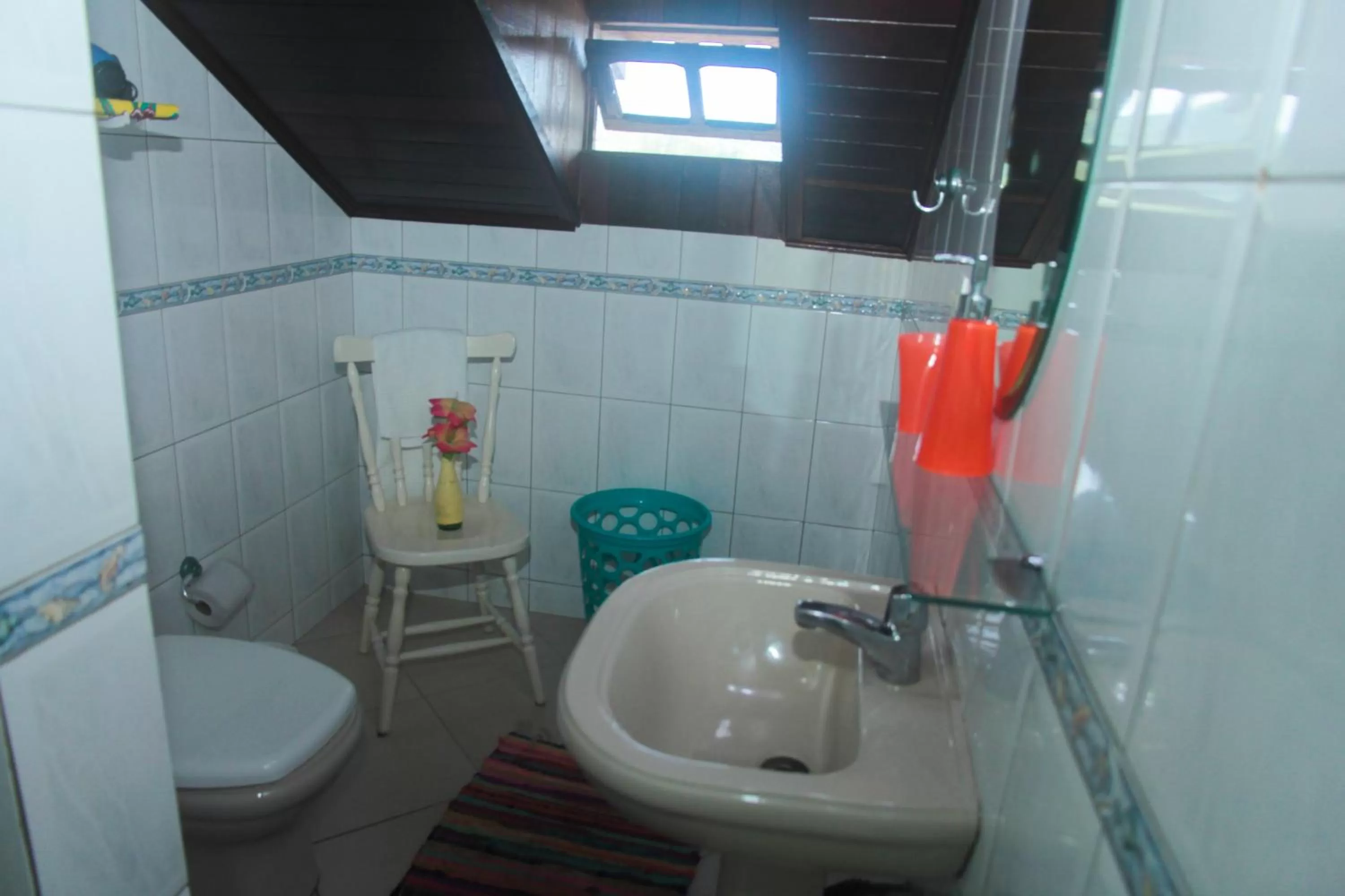 Shower, Bathroom in Pousada OceAnas Frente Mar Estaleiro