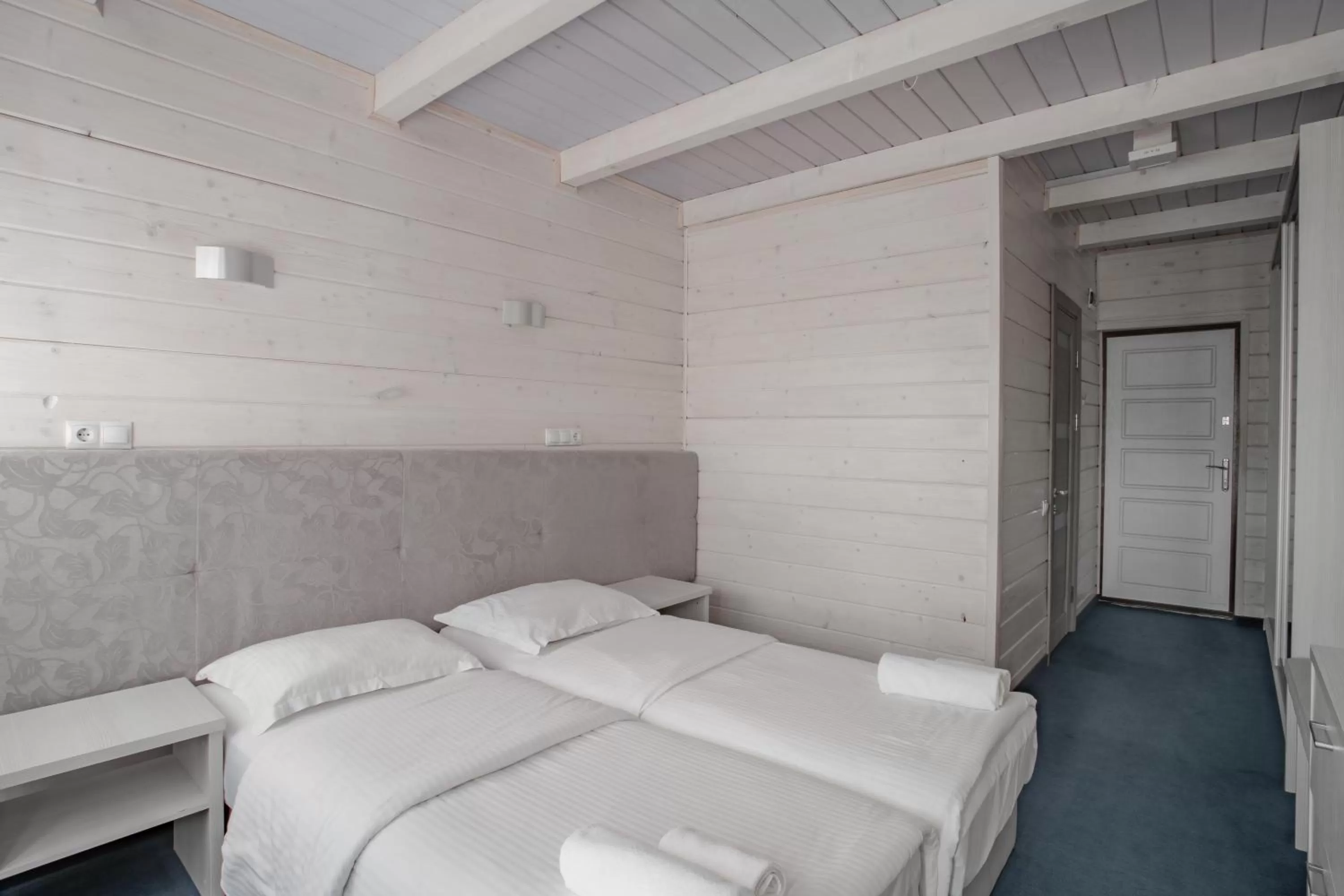 Bed in Wellland Hotel