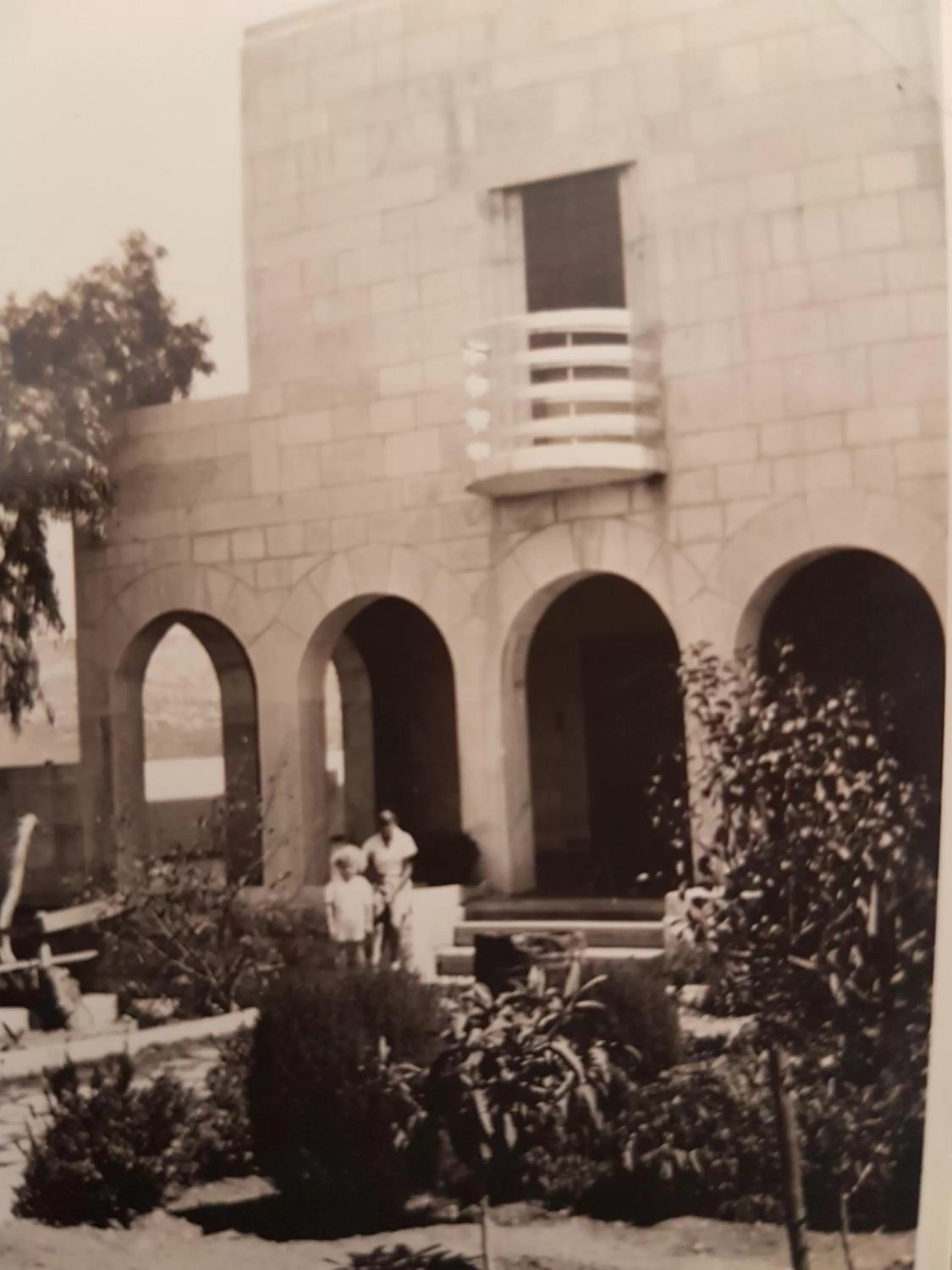 Property Building in Lishansky Since 1936