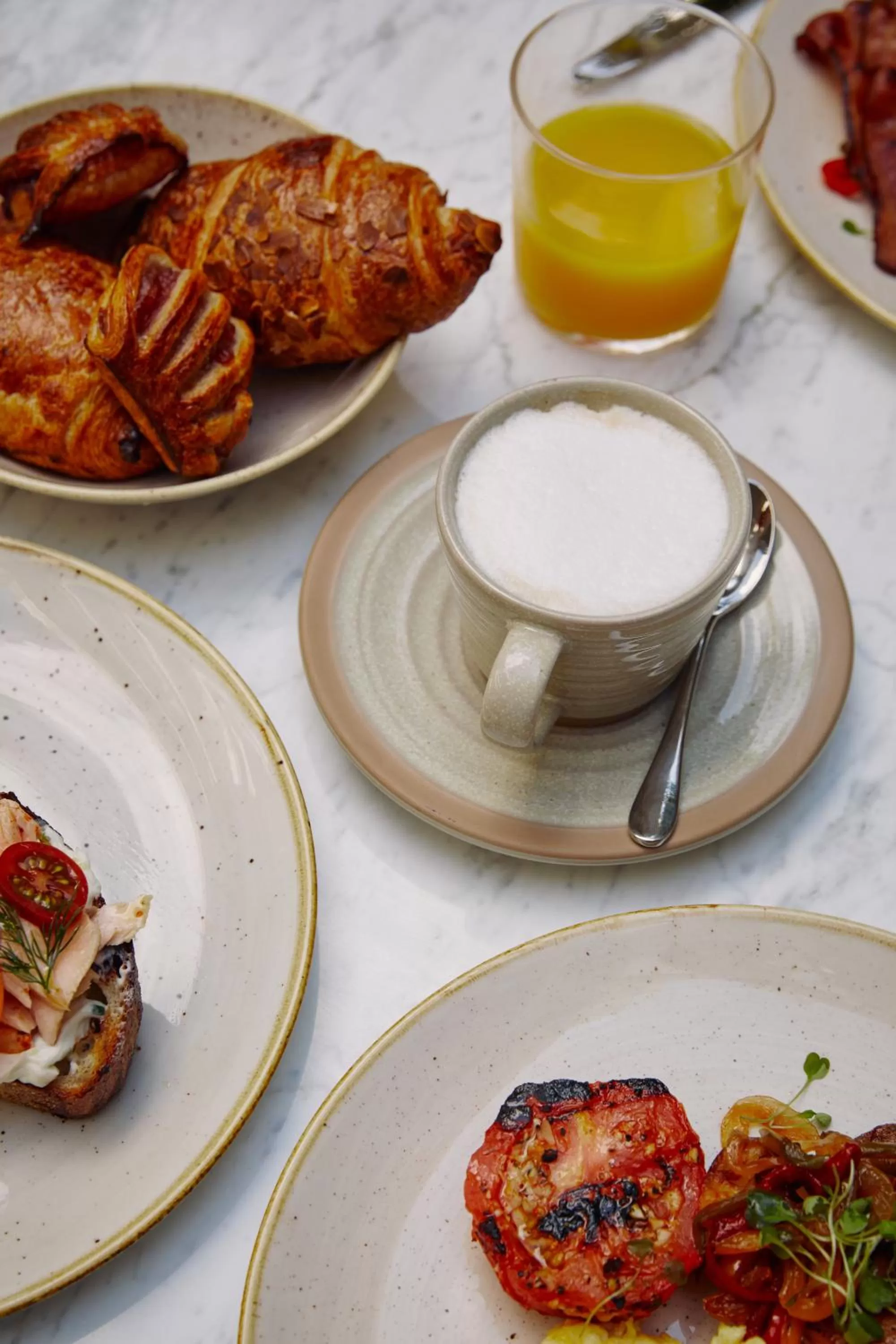 Breakfast in Mayfair House Hotel & Garden