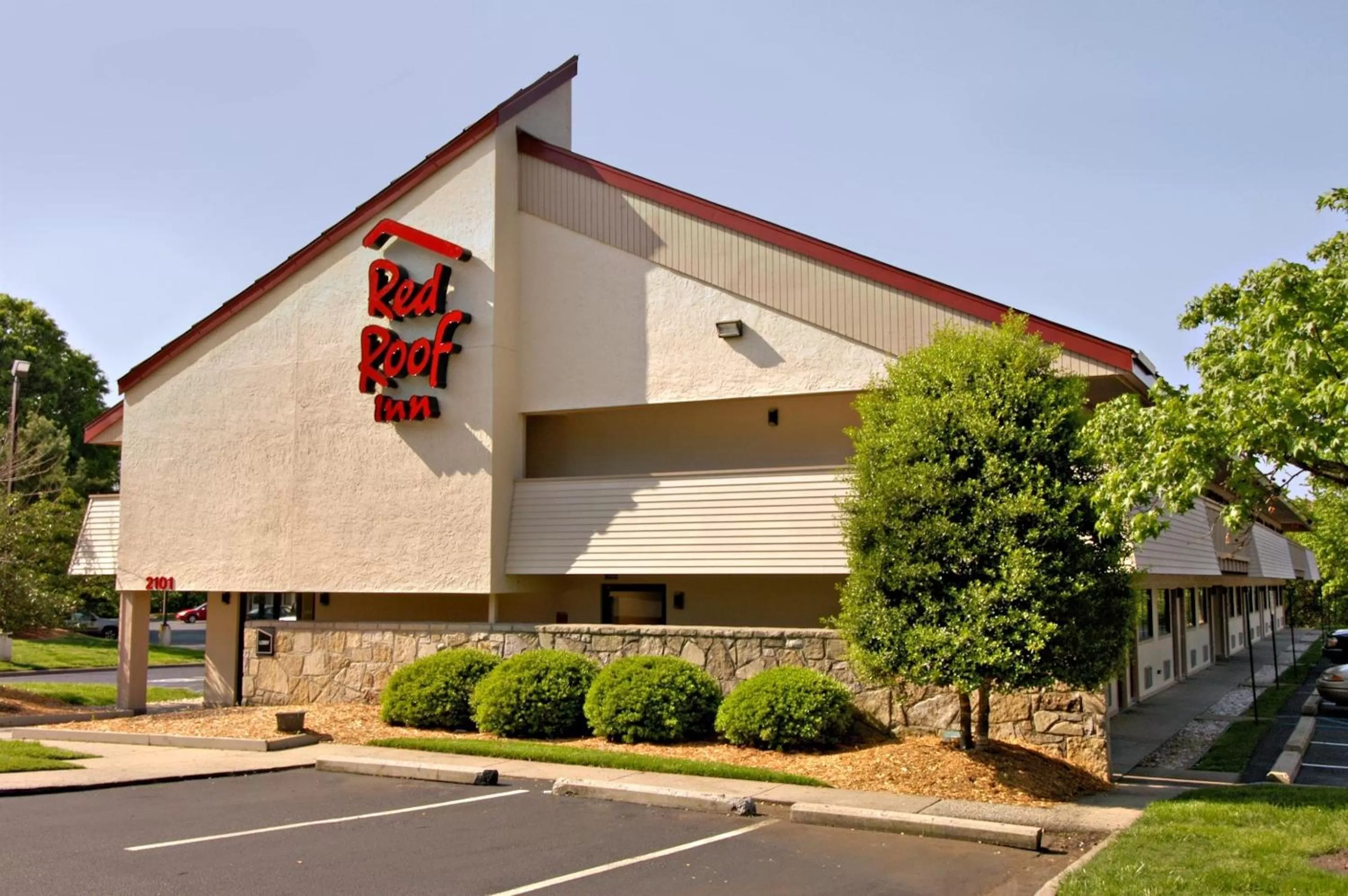 Property building in Red Roof Inn Greensboro Coliseum