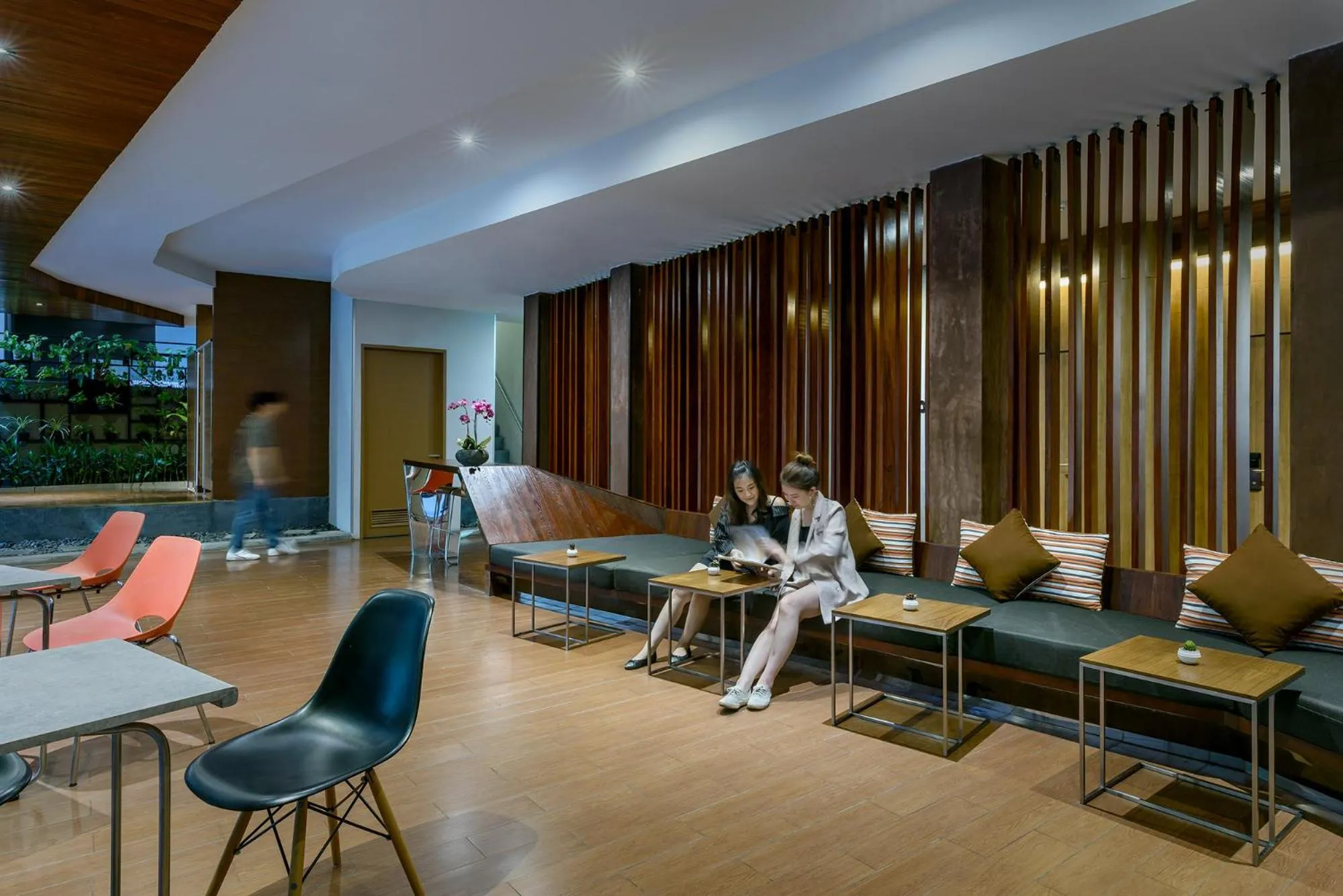 Lobby or reception in VELA be Bangkok Ratchathewi