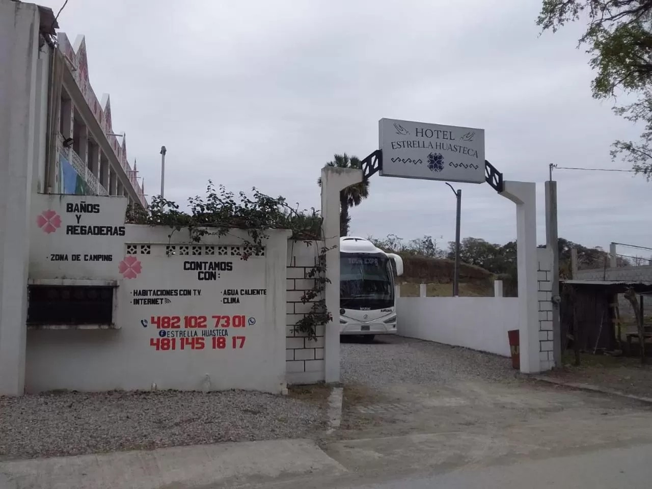 Property building, Property Logo/Sign in HOTEL ESTRELLA HUASTECA
