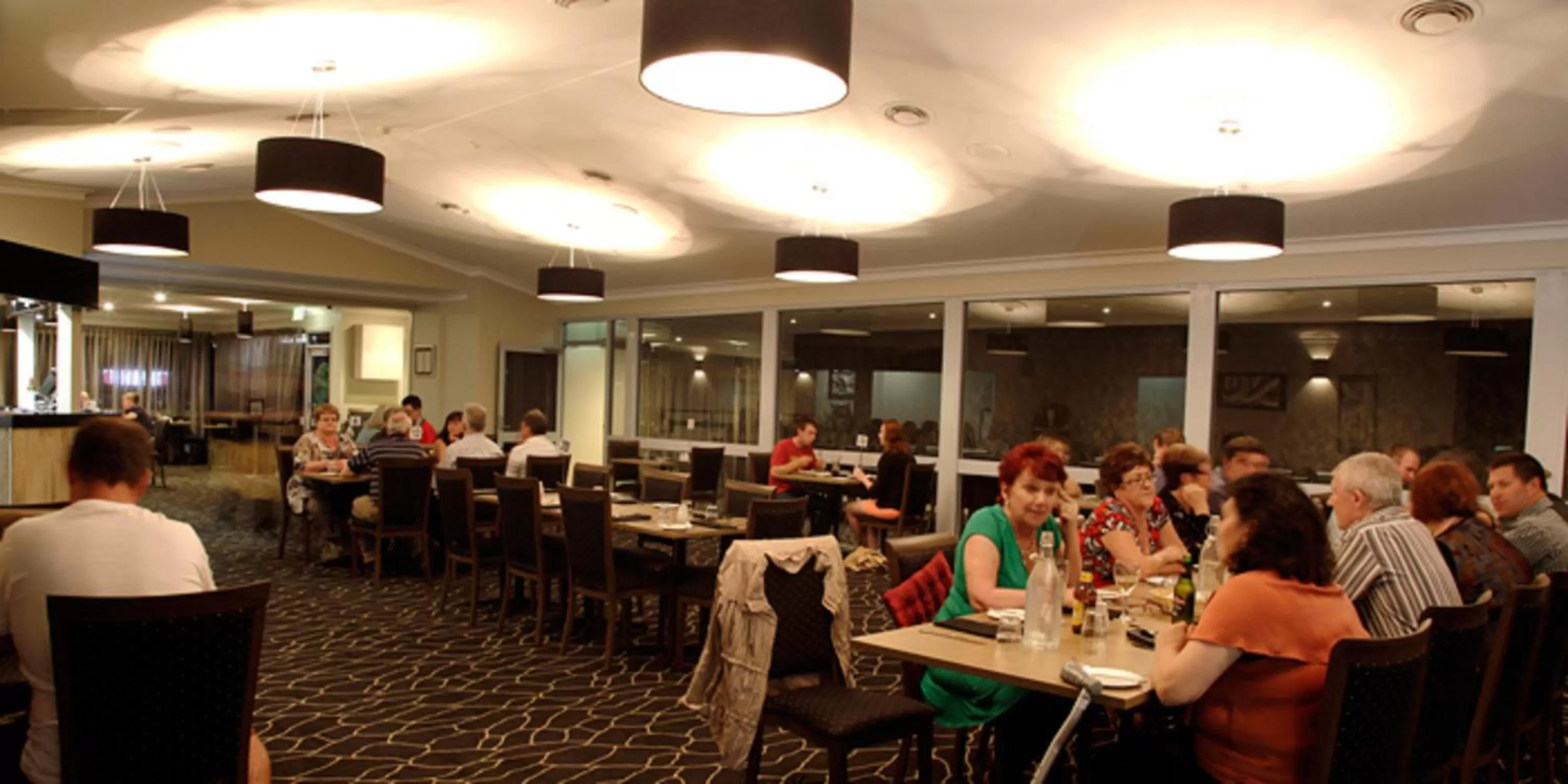 Restaurant/places to eat in Cattlemans Country Motor Inn & Serviced Apartments