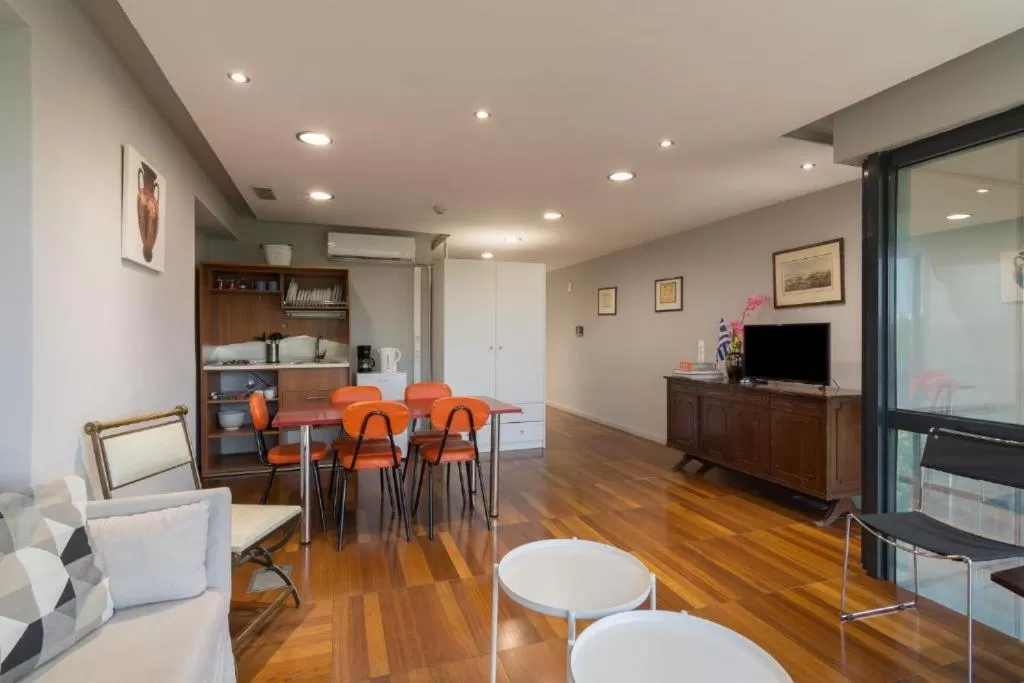 Kitchen or kitchenette in Arditou Akropolis Apartments-Suites