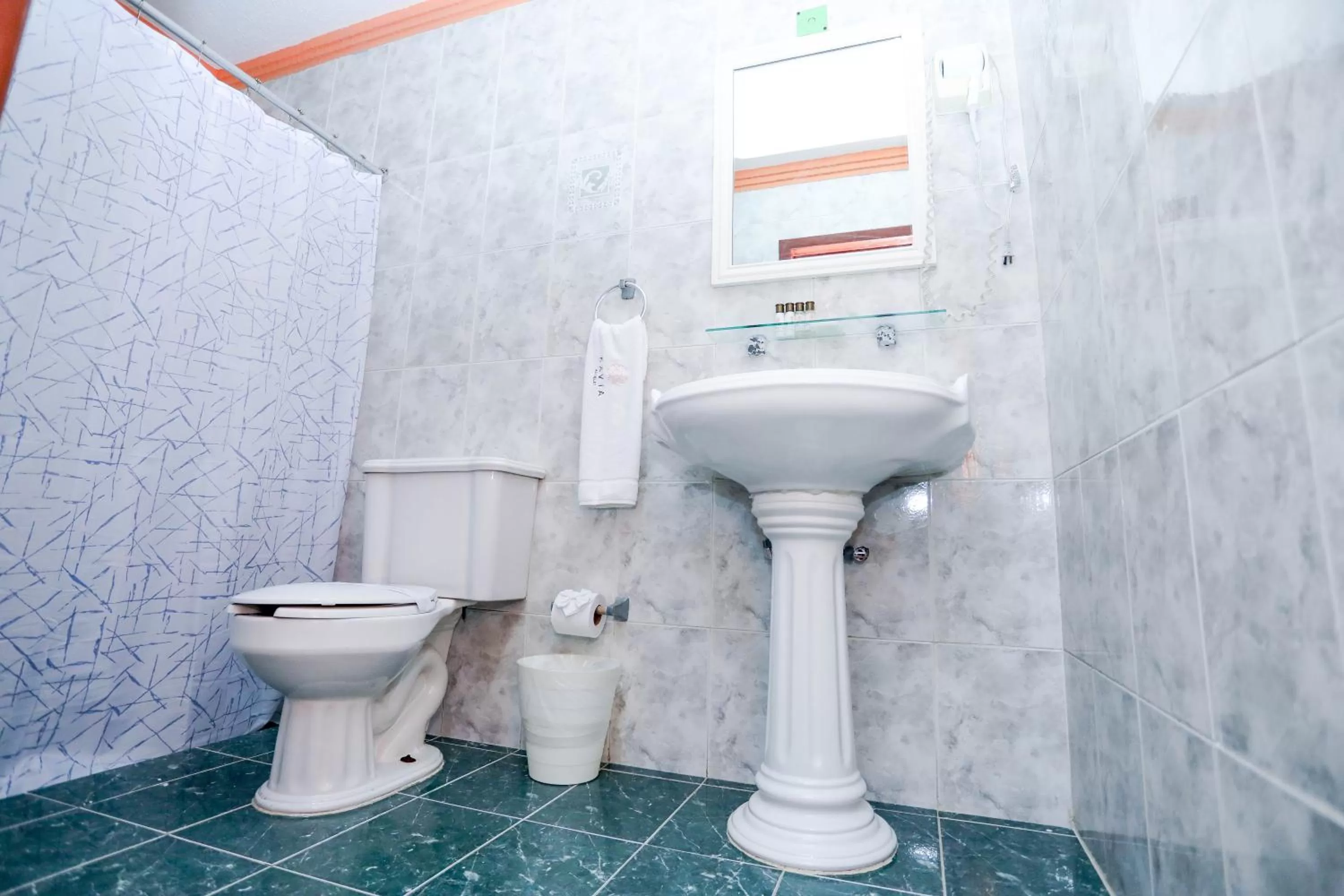 Bathroom in Hotel Avenida Cancun