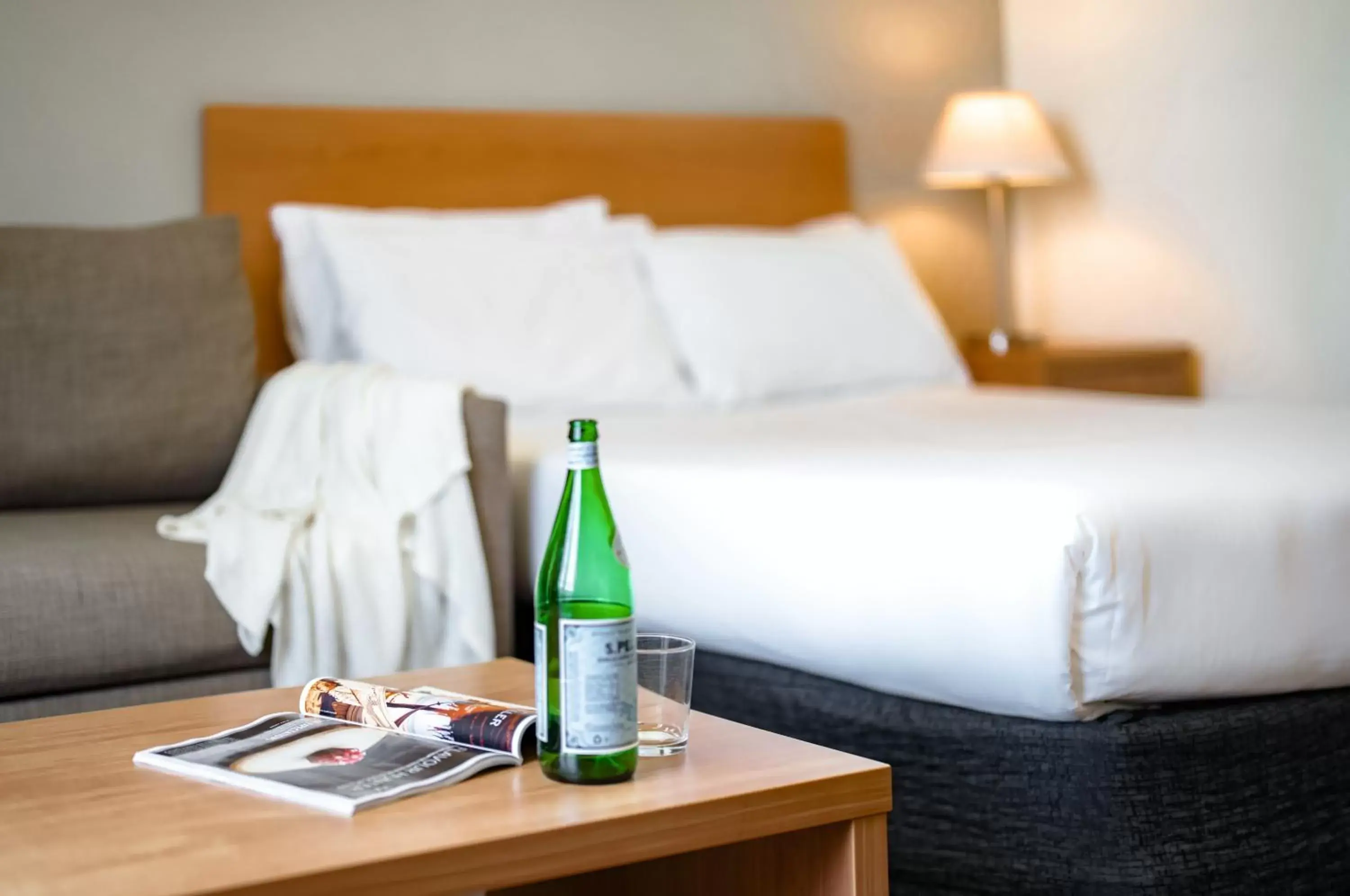 Studio Apartment with Harbor View in Park Regis Concierge Apartments Studio Apartment with Harbor View in Park Regis Concierge Apartments