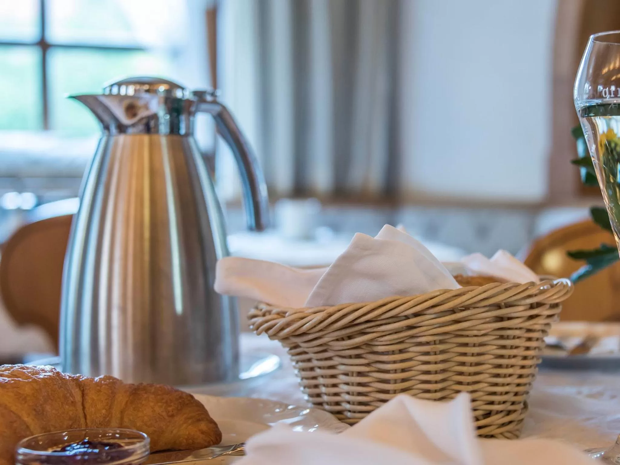 Buffet breakfast in Hotel Mutz