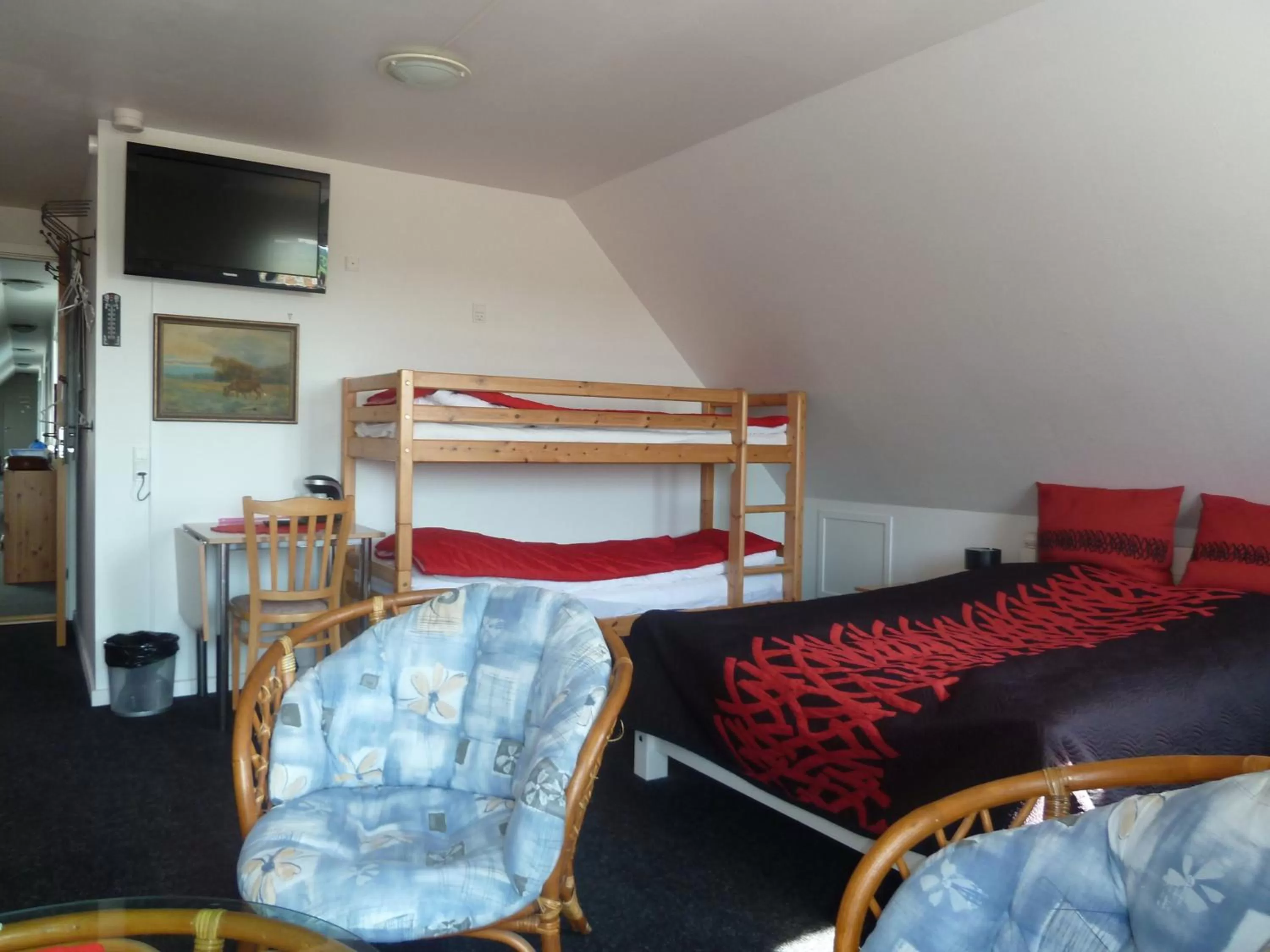 Photo of the whole room, Bunk Bed in Give Bed & Breakfast