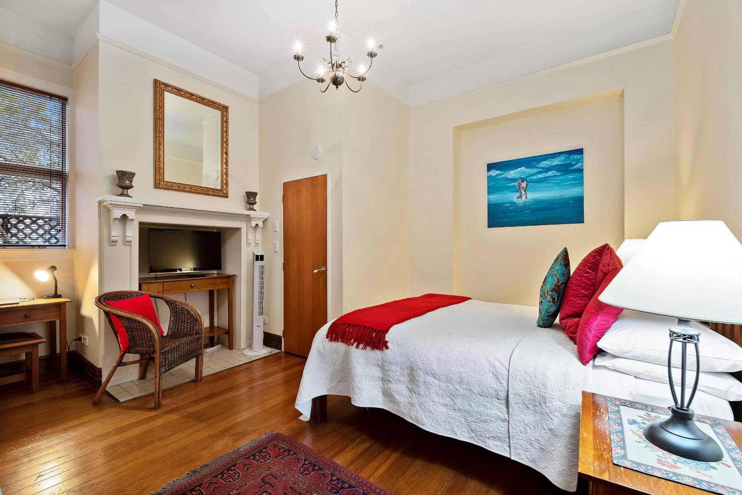 Photo of the whole room, Bed in The Classic Villa