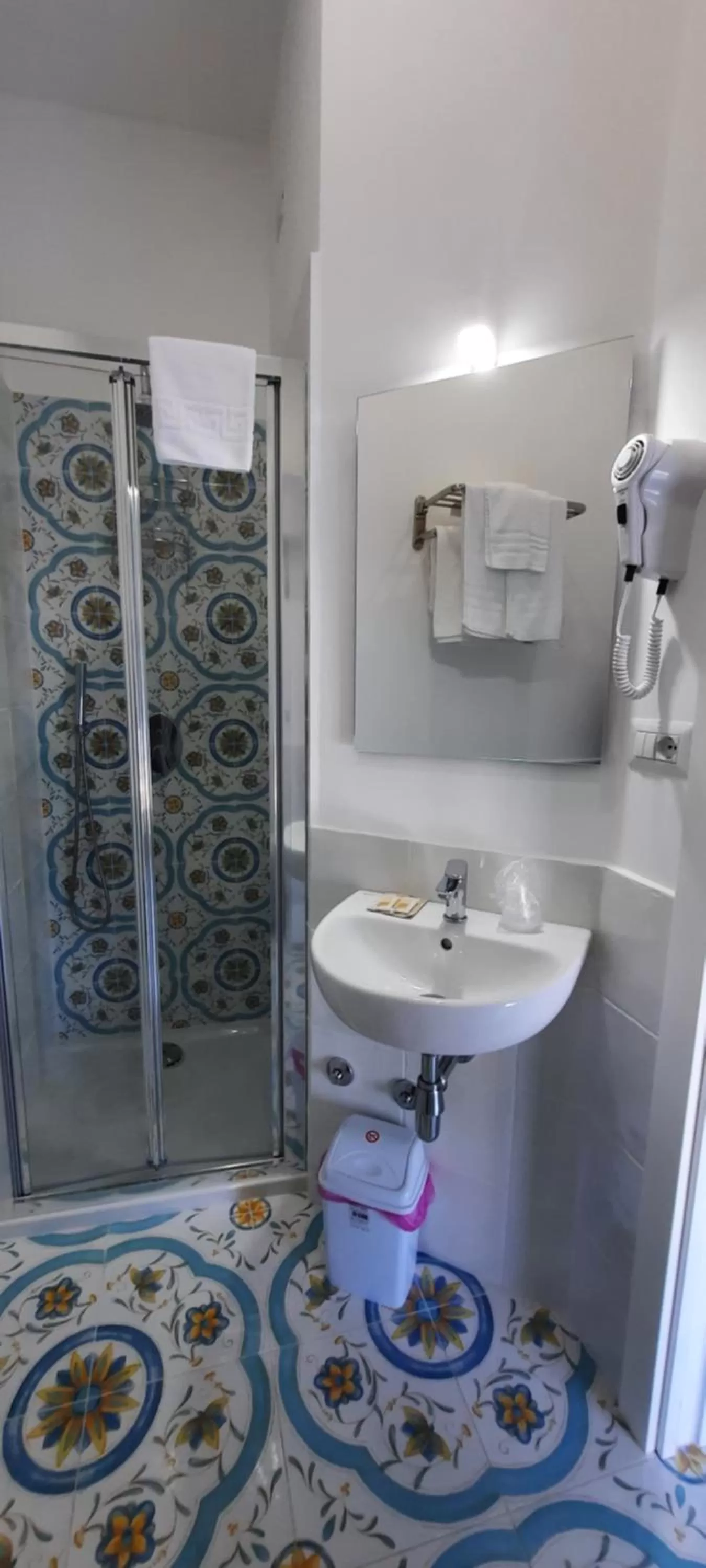 Bathroom in B & Beach