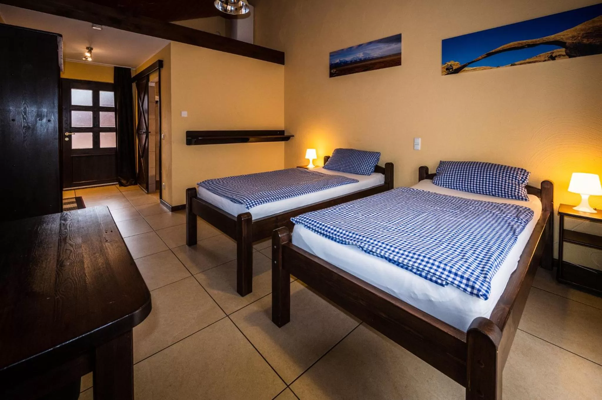 Bedroom, Bed in Roadcamp - American Motel & Sportsbar