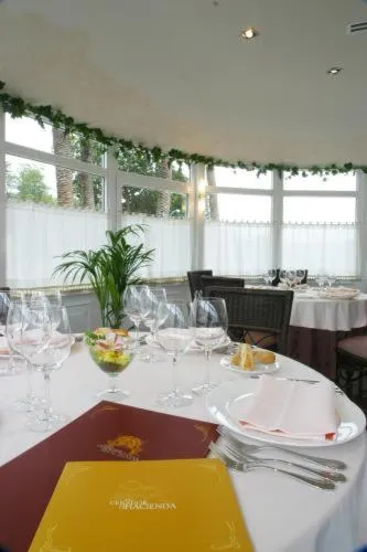 Restaurant/places to eat in Silken Spa La Hacienda De Don Juan