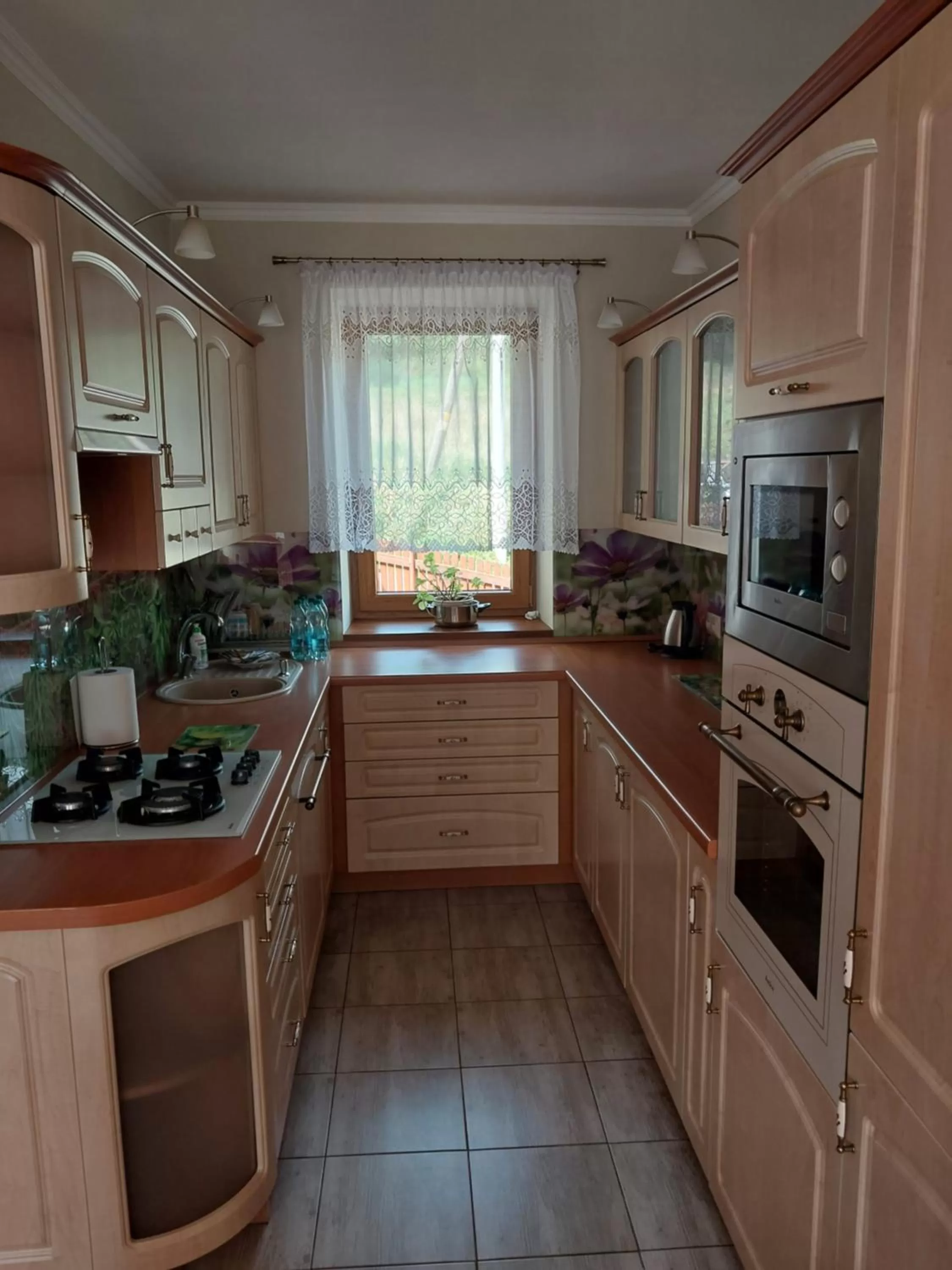 Kitchen/Kitchenette in Jaśminowe Ogrody