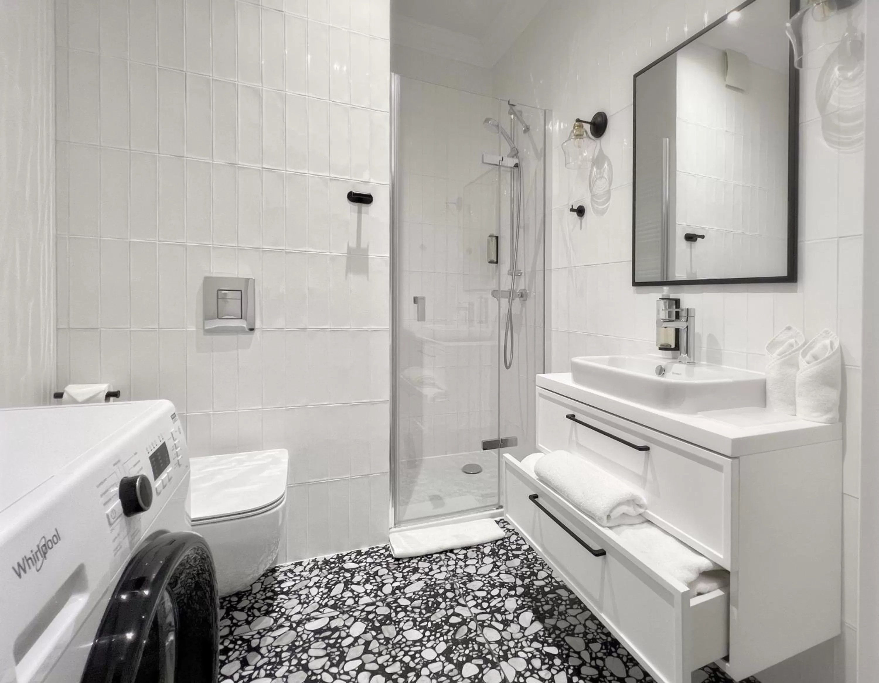 Shower in Kurkowa Apartments