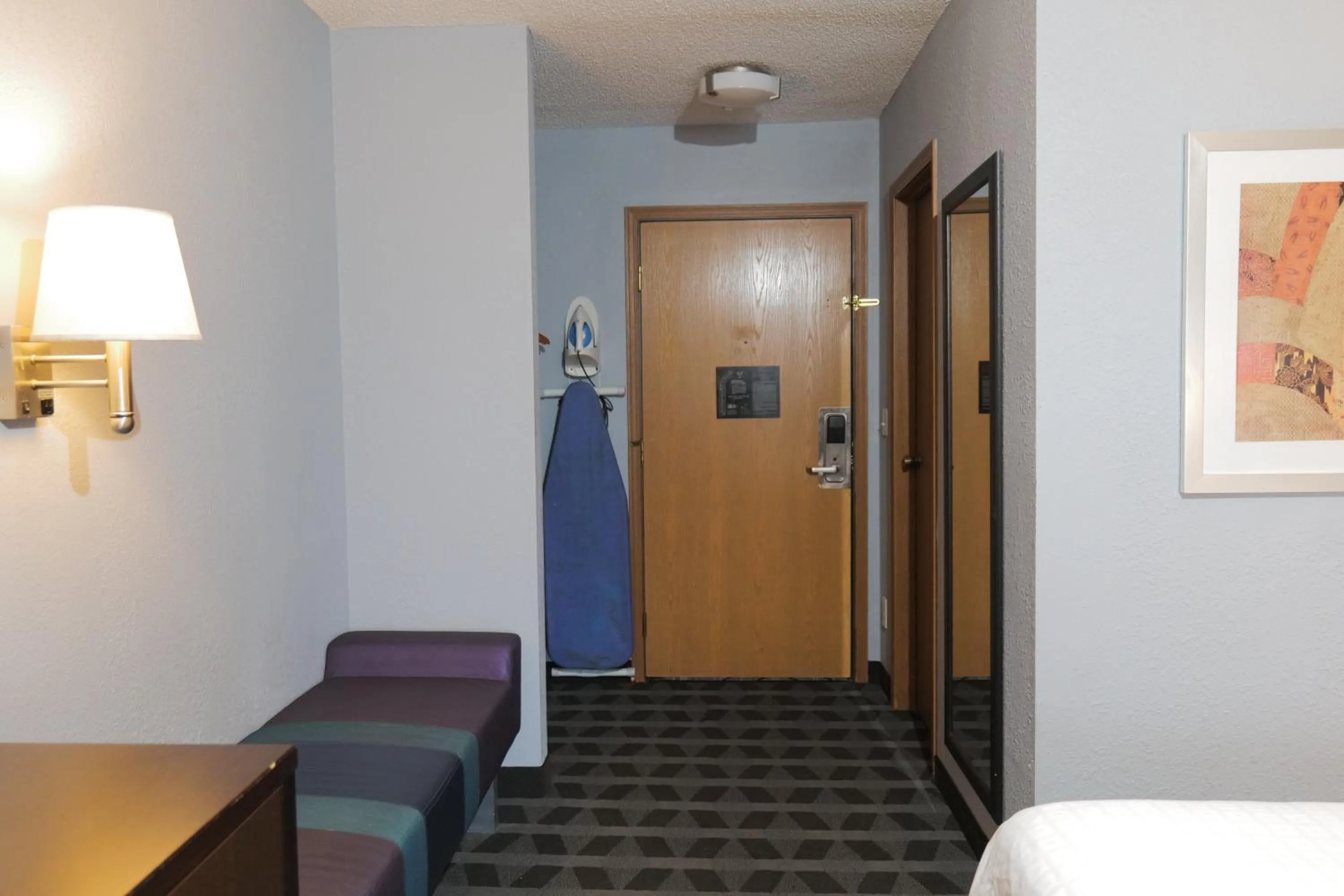 furniture, Bed in Baymont by Wyndham Flint Airport North