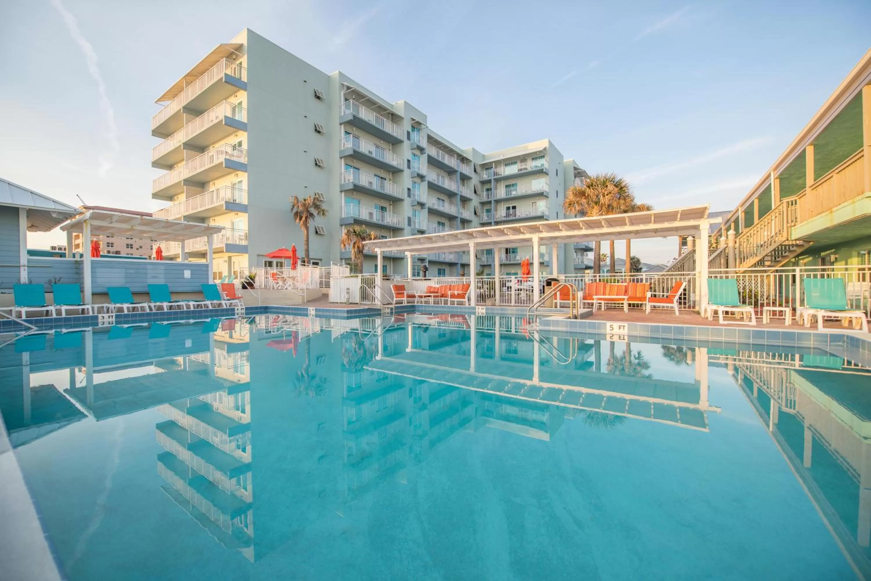 Property building in Coconut Palms Beach Resort II