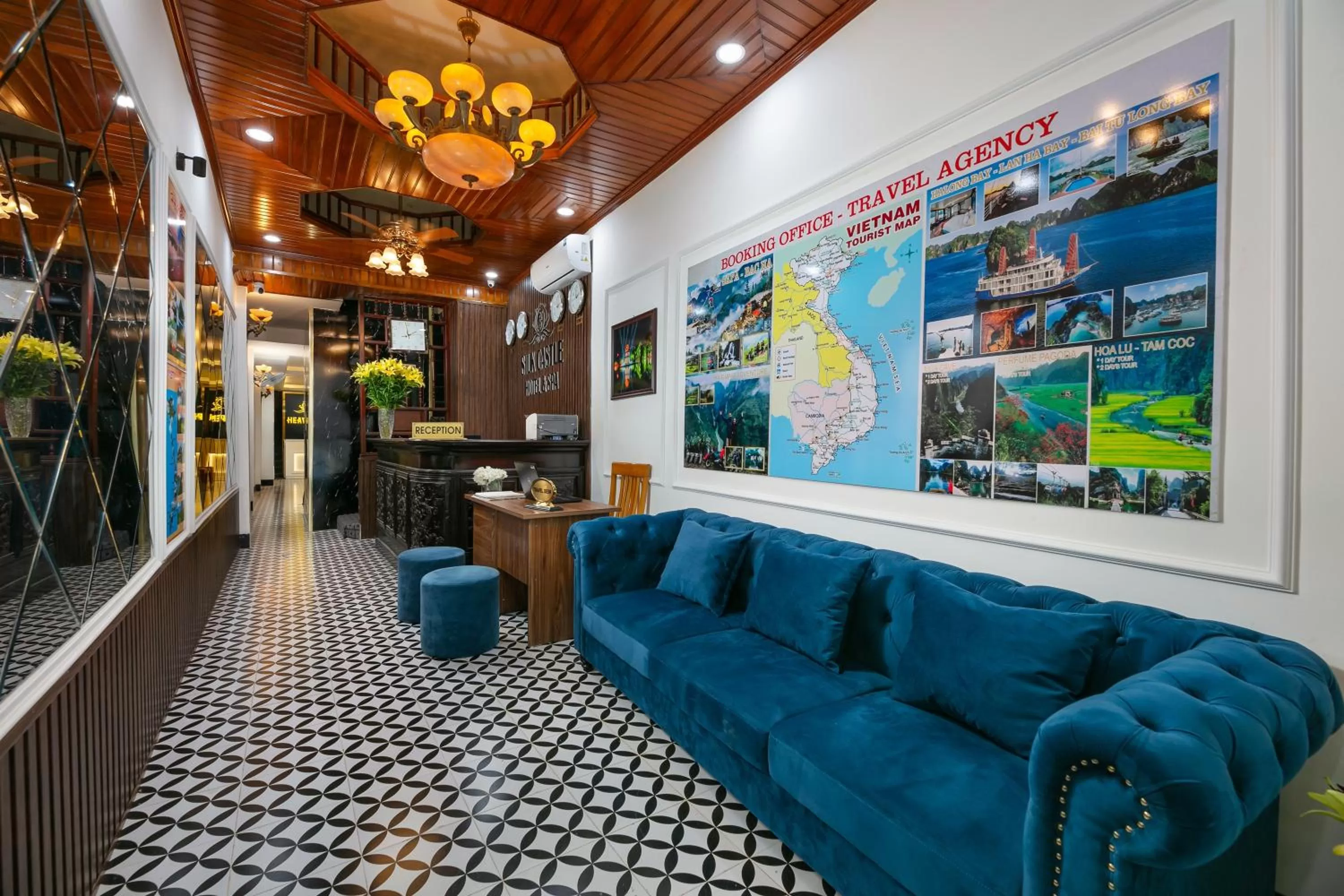 Lobby or reception in Silk Castle Hotel & Spa - Hanoi Old quarter