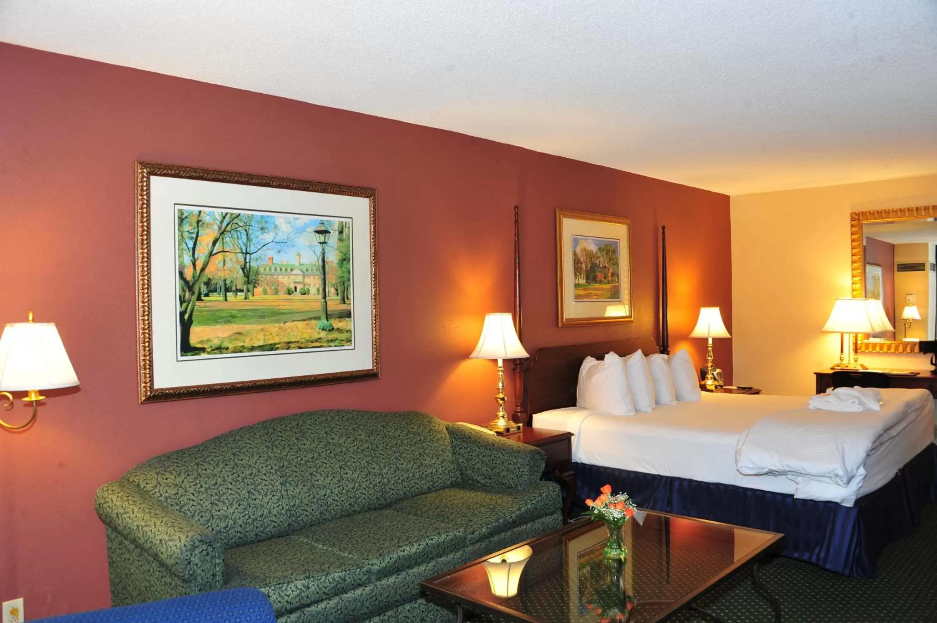 Junior King Suite - Non-Smoking in Fort Magruder Historic Williamsburg, Trademark by Wyndham
