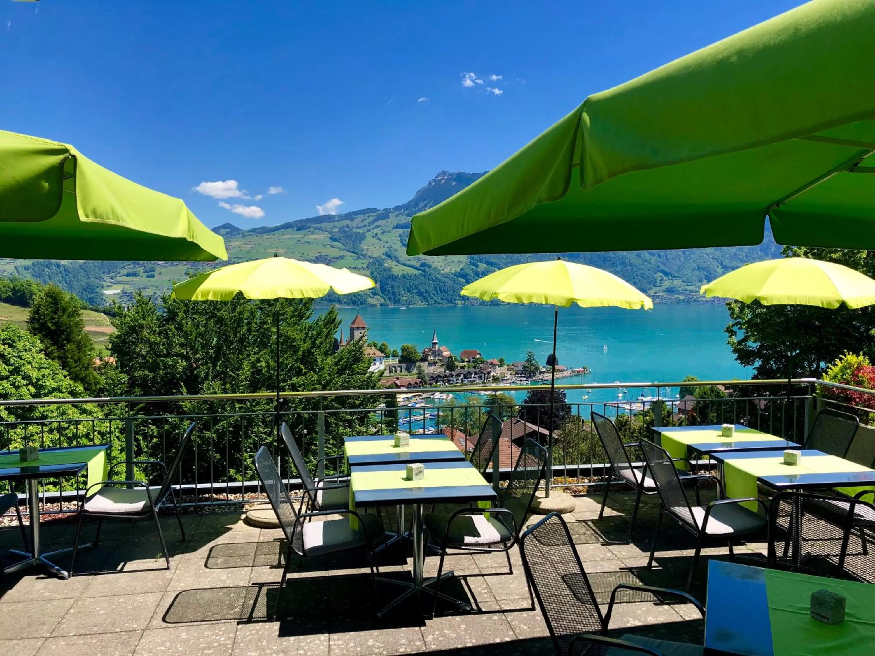 Restaurant/places to eat in Hotel Movieworld