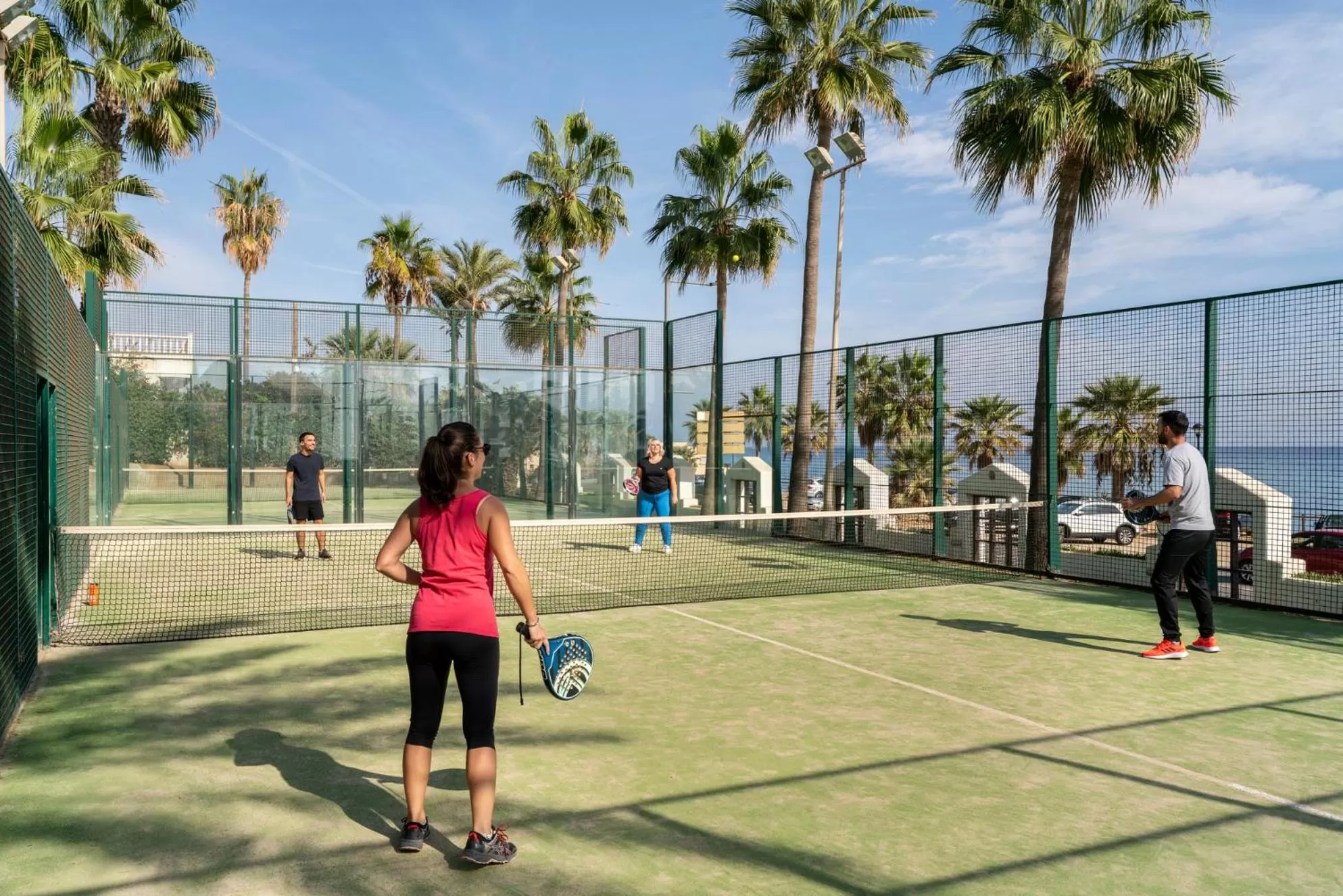 Tennis court in Parador de Mojácar