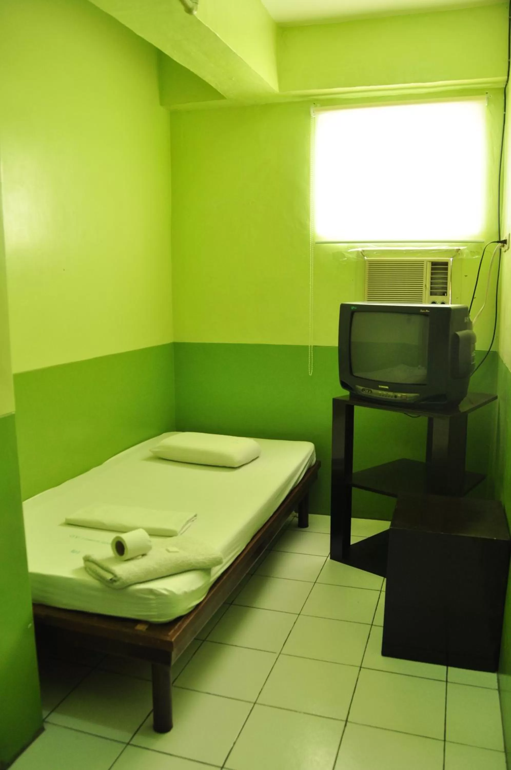 Bed in GV Hotel - Lapu-Lapu City