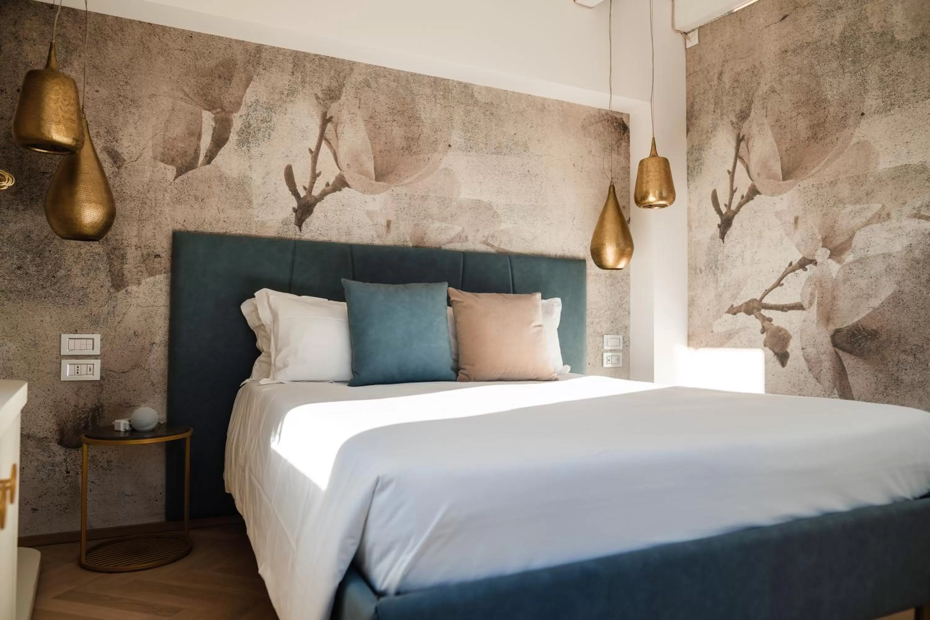 Bed in LUXURY SUITES ROCOPOM - Lake Front